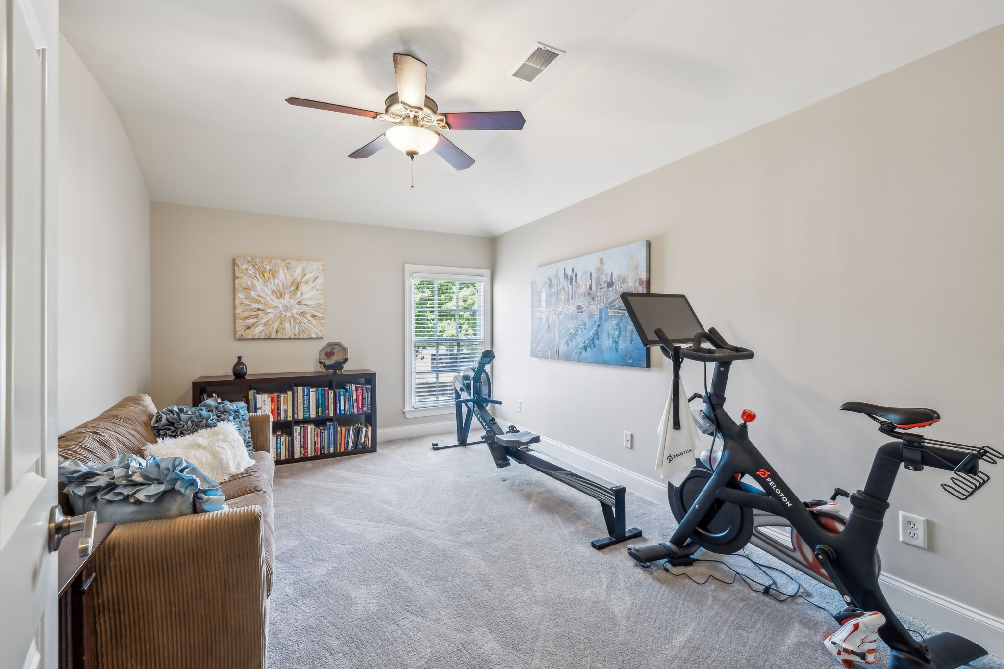 305 Starling Ln