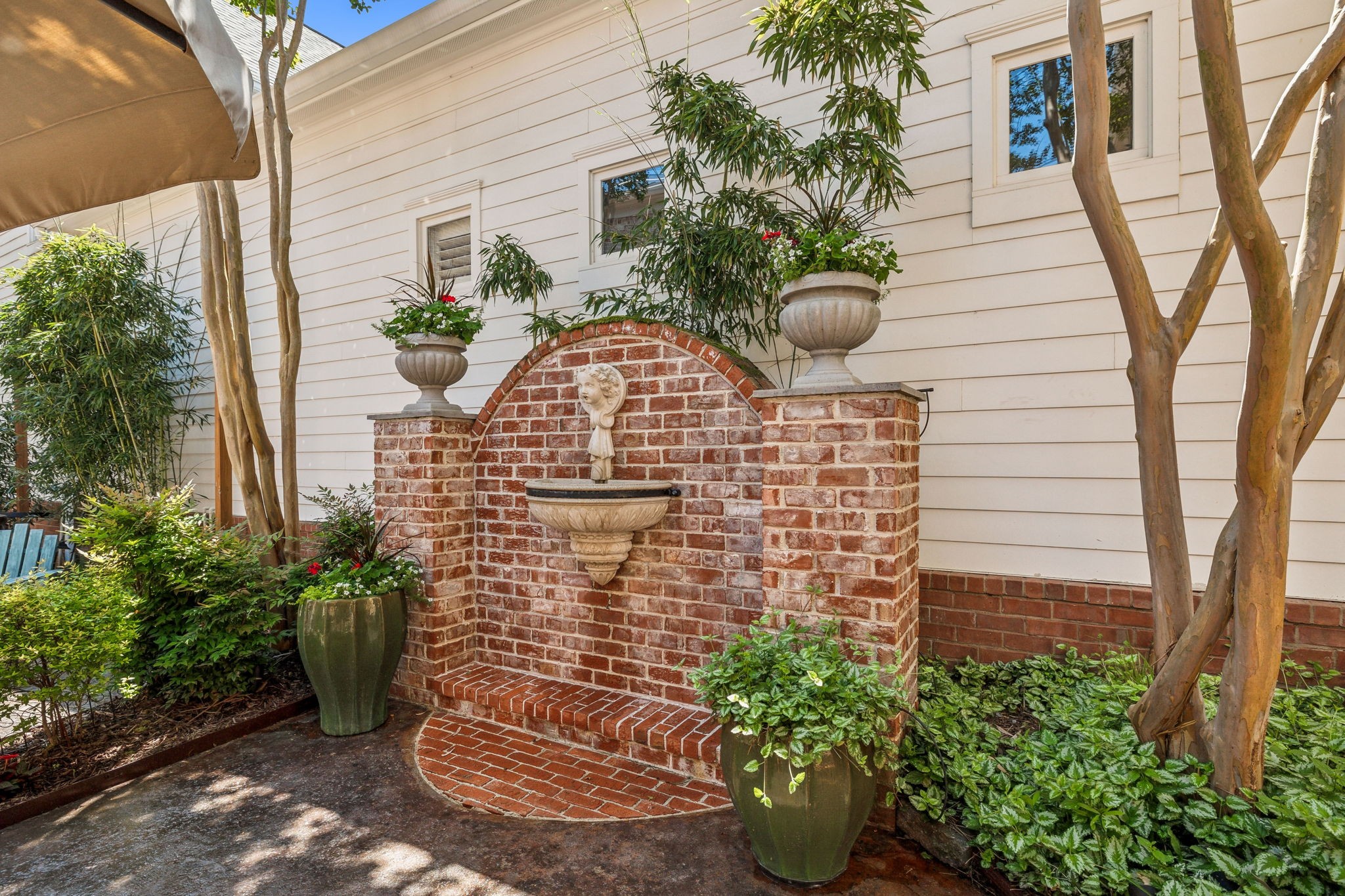 305 Starling Ln