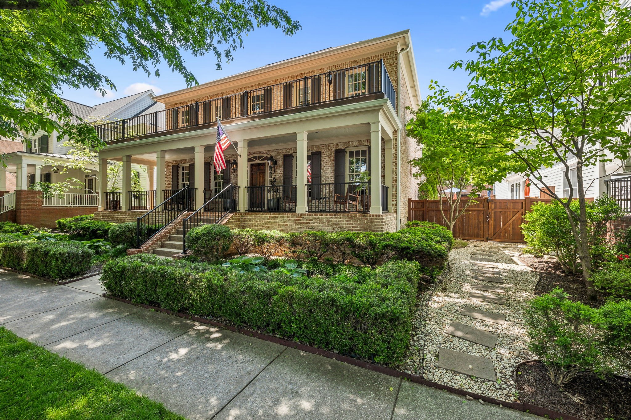 305 Starling Ln