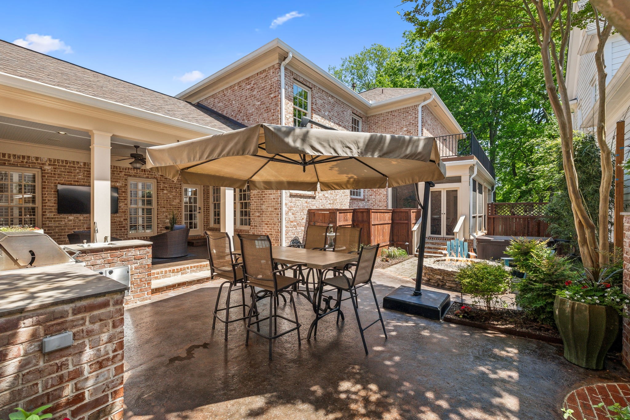 305 Starling Ln