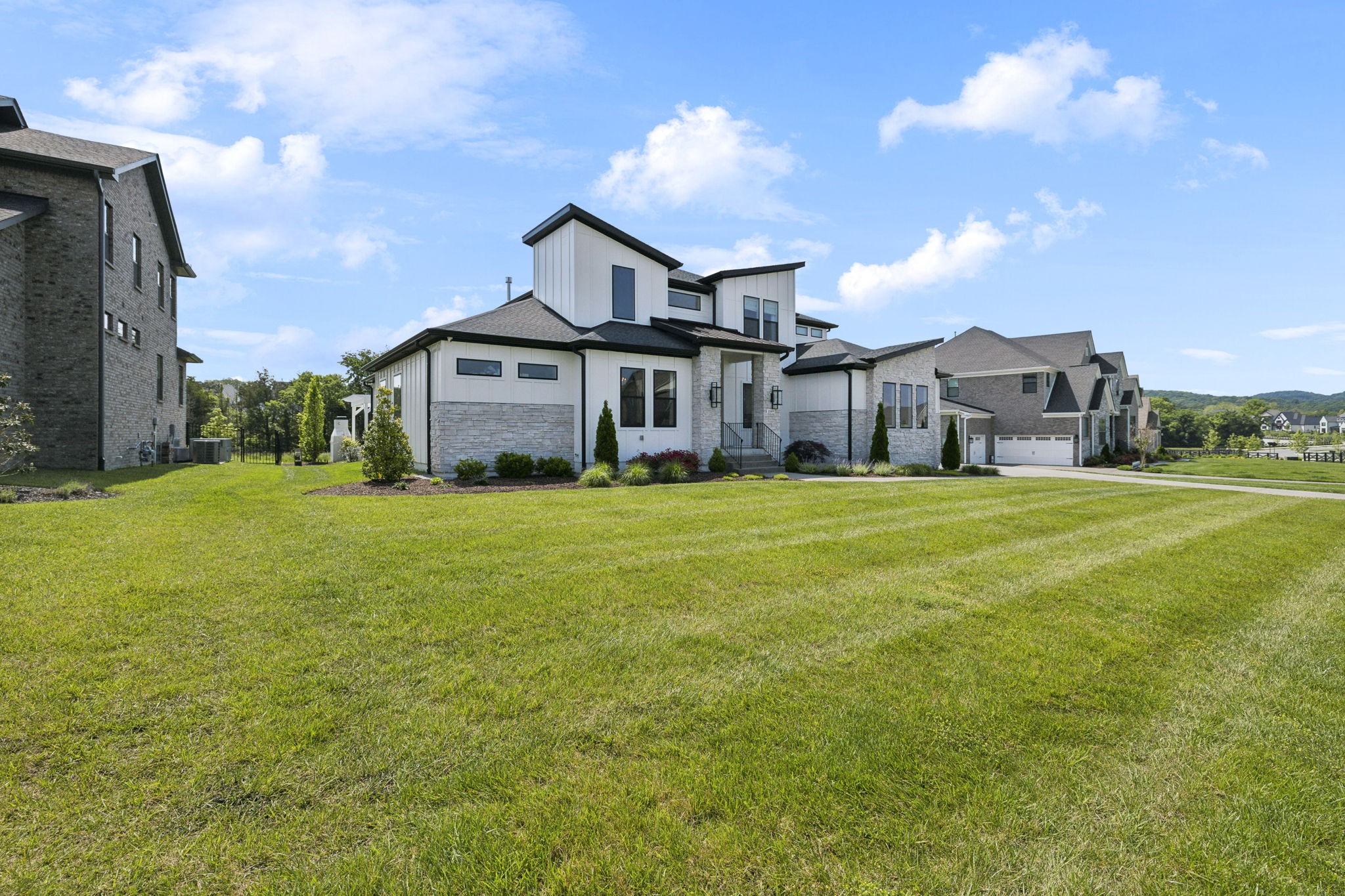 1049 Annecy Pkwy