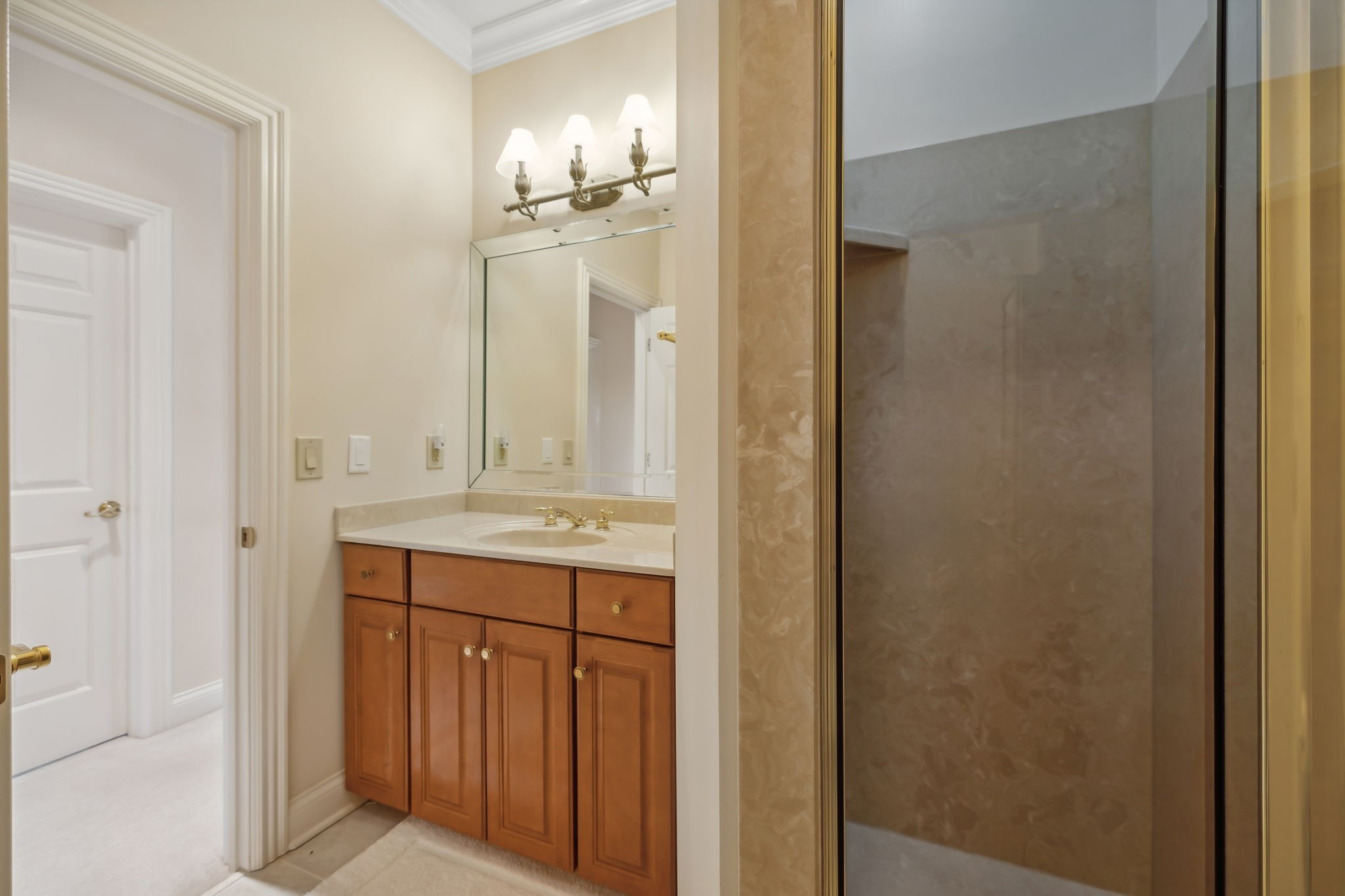 236 Gardenridge Dr