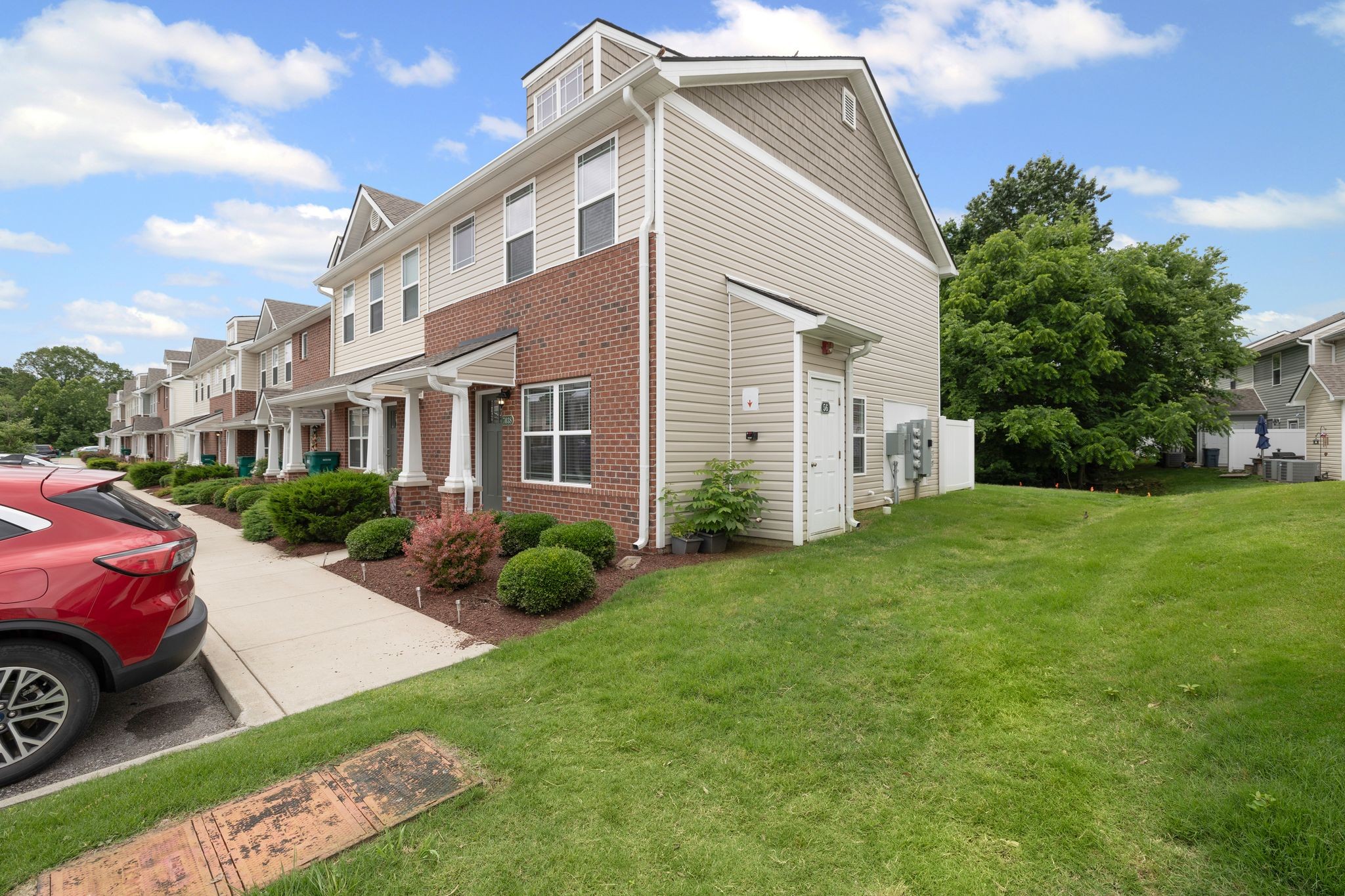 7038 Magnolia Crossings