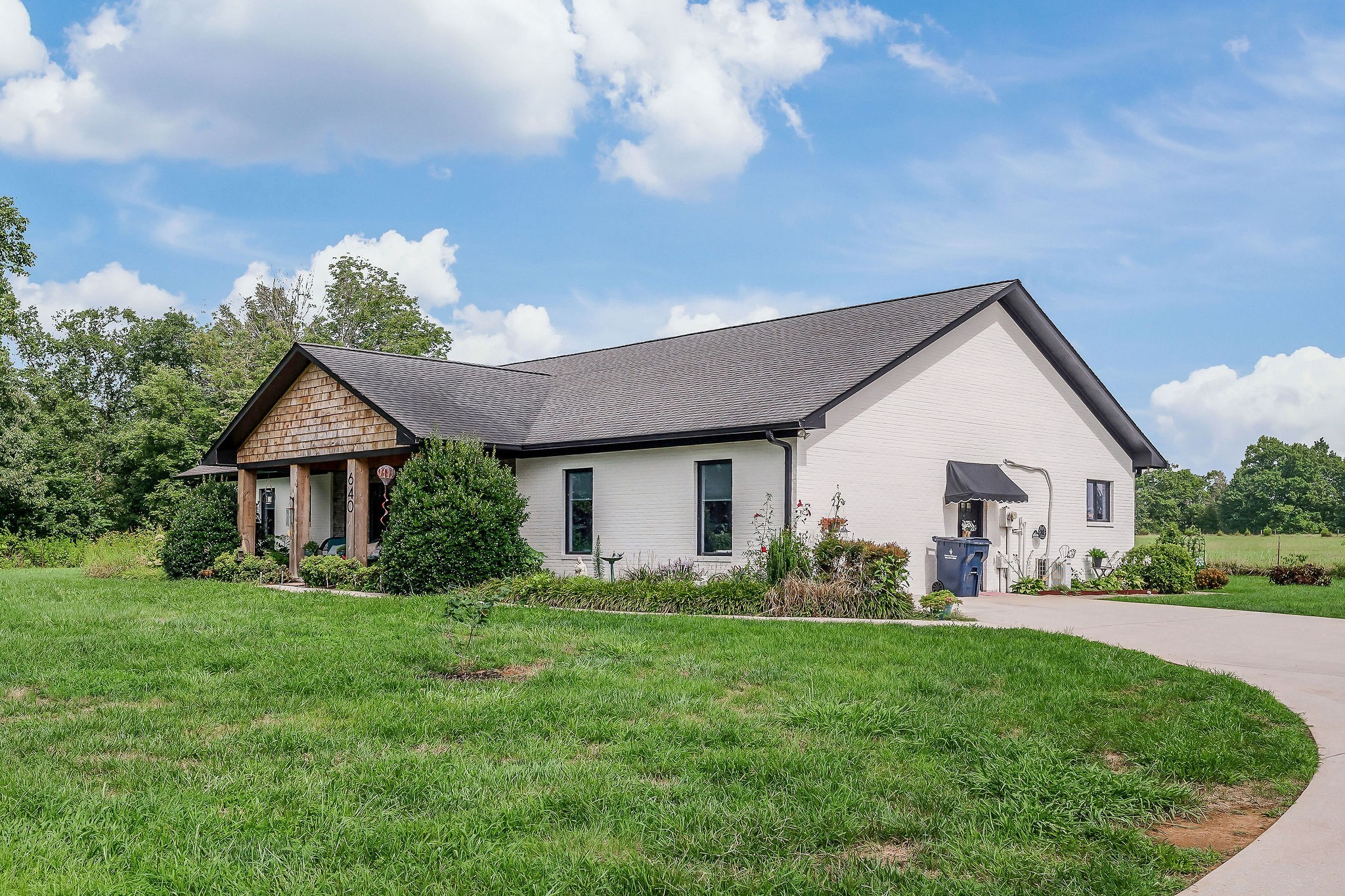 640 Brock Rd
