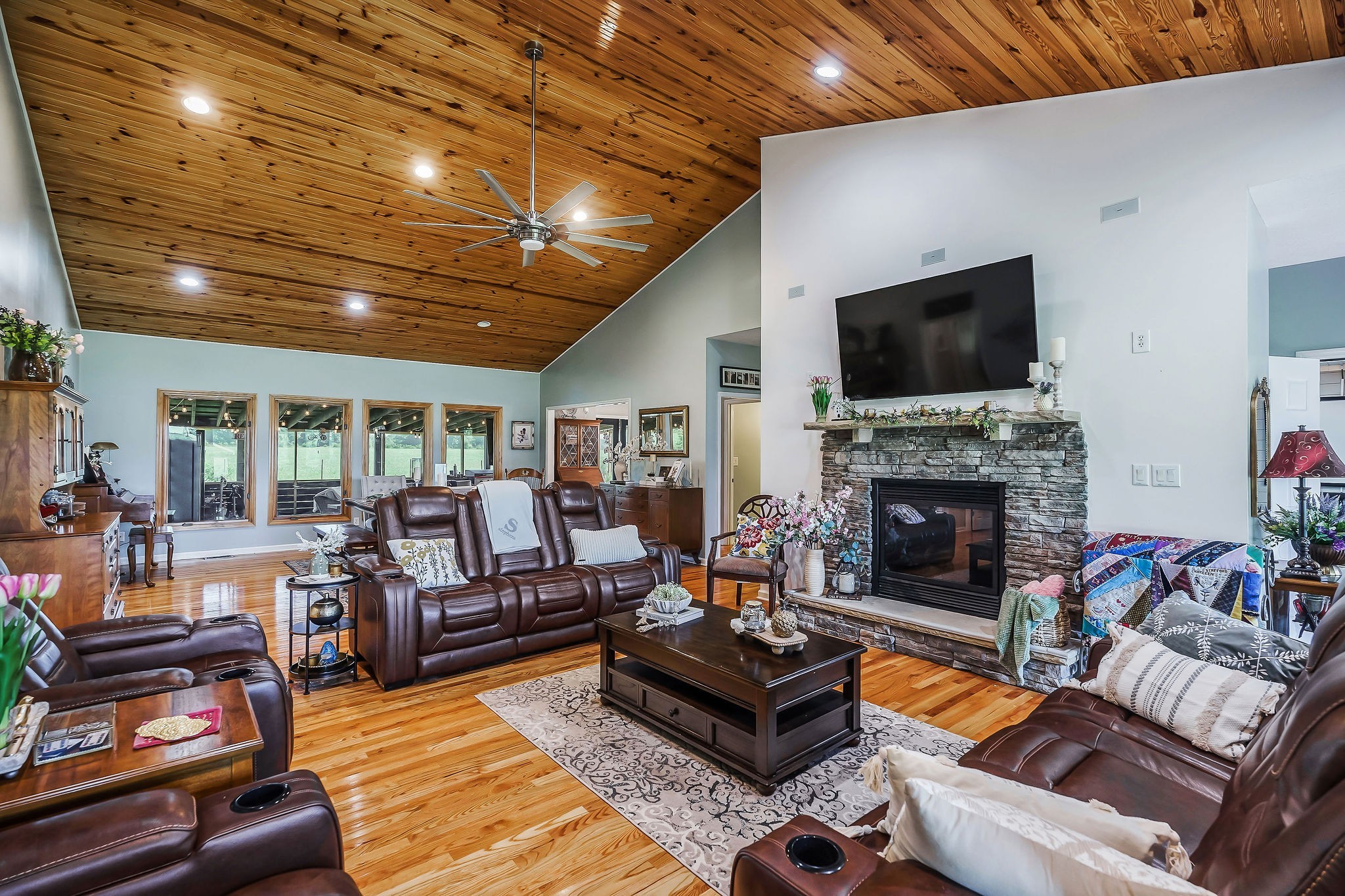640 Brock Rd