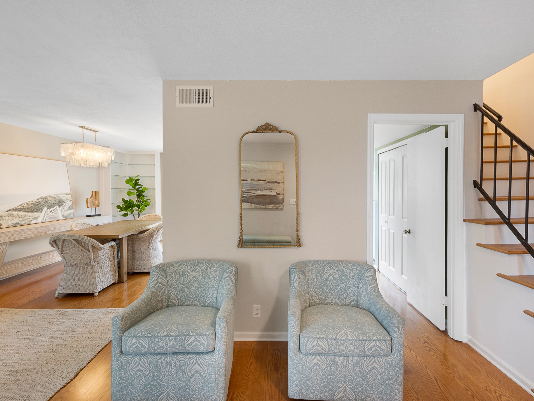 443 Huntington Ridge Dr