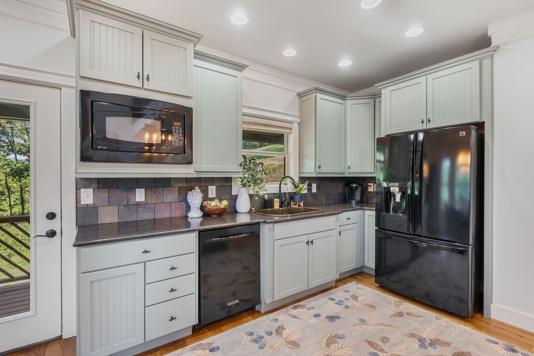 145 Highbridge Dr