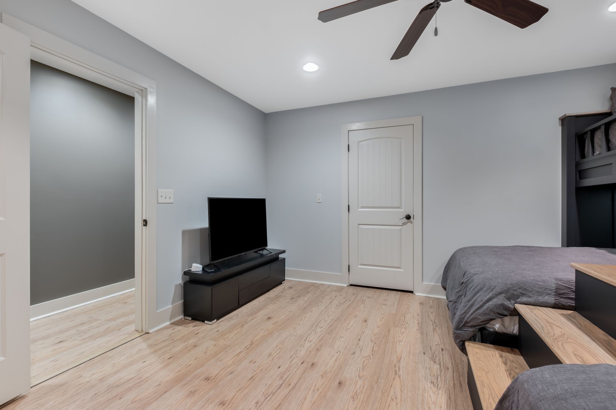 145 Highbridge Dr