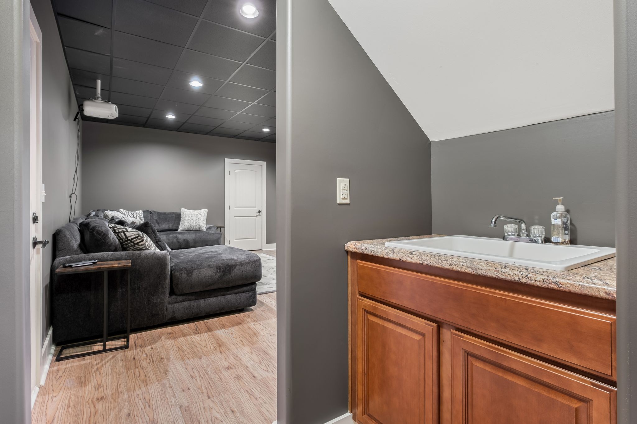 145 Highbridge Dr