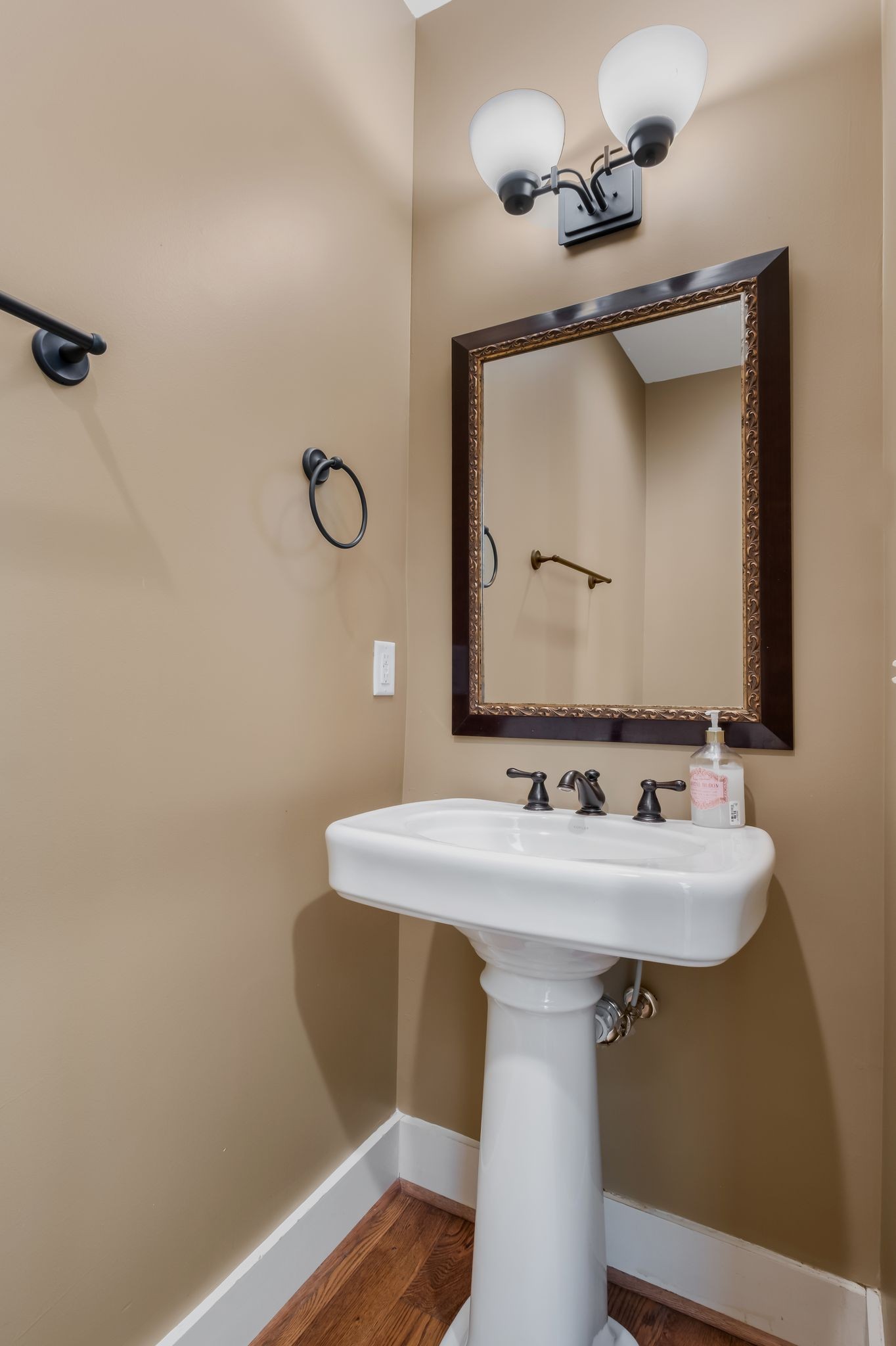 145 Highbridge Dr