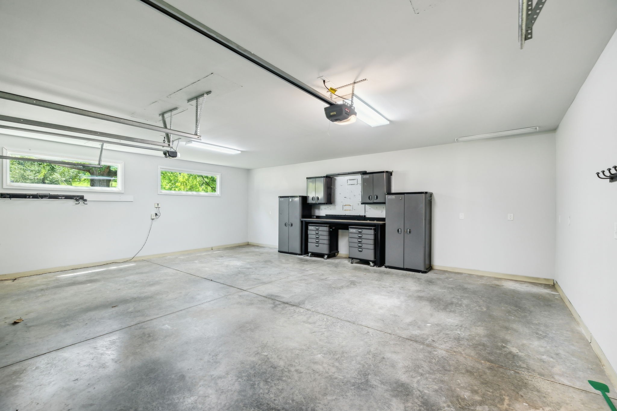 8166 Poplar Creek Rd
