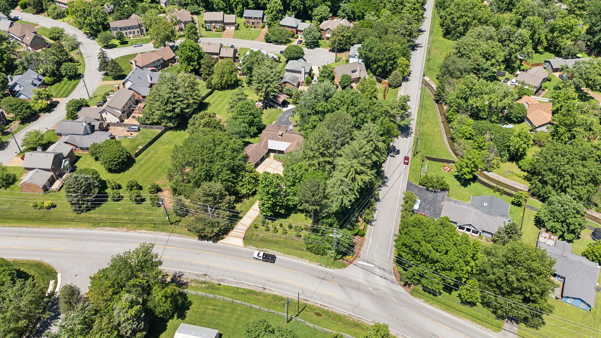 8166 Poplar Creek Rd