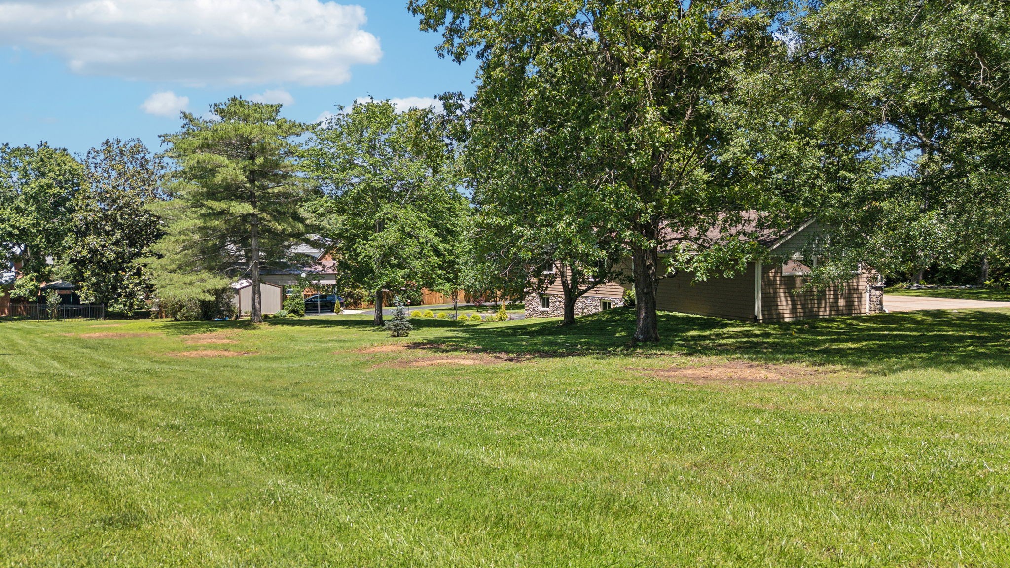 8166 Poplar Creek Rd