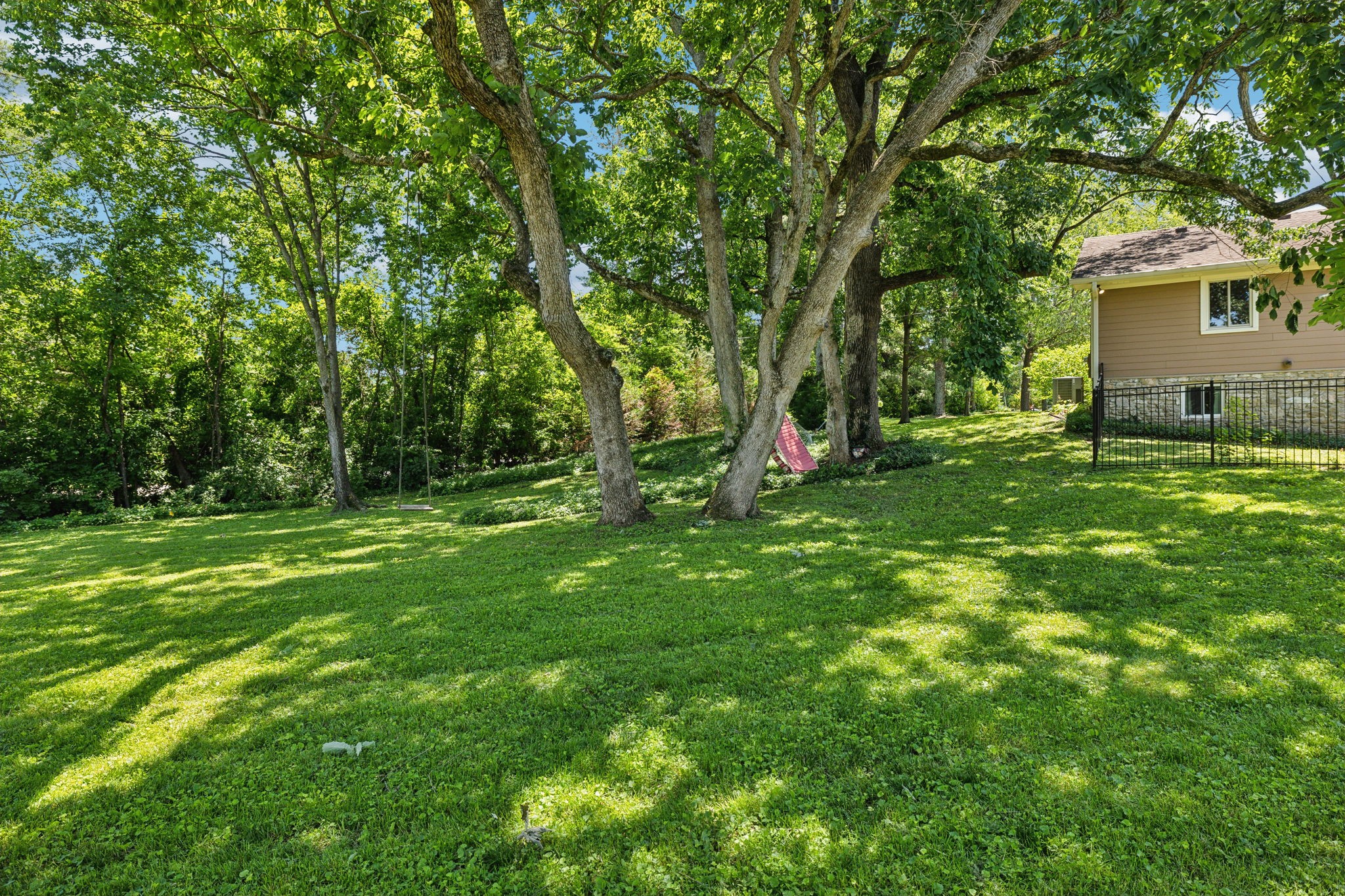 8166 Poplar Creek Rd