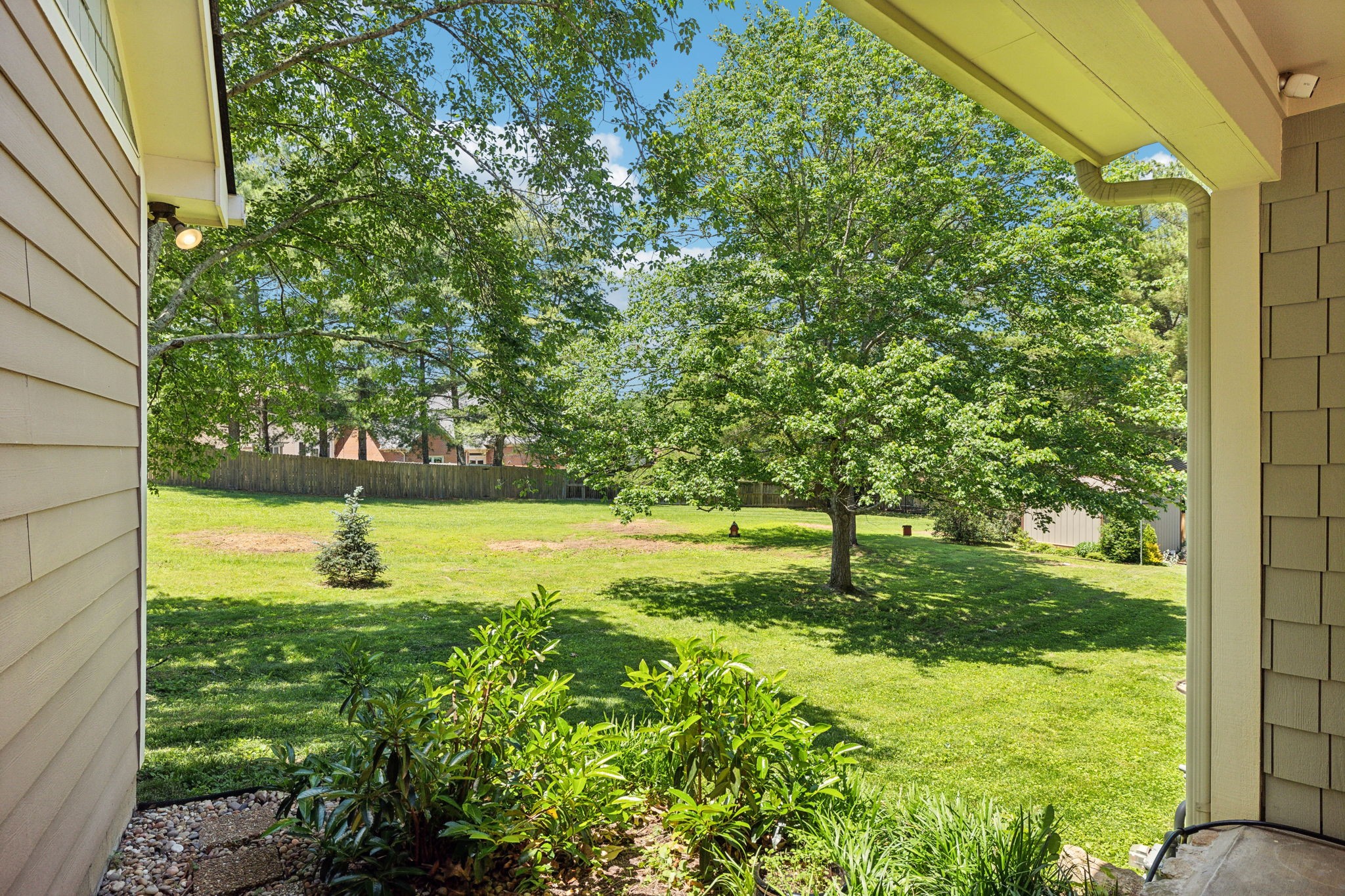 8166 Poplar Creek Rd
