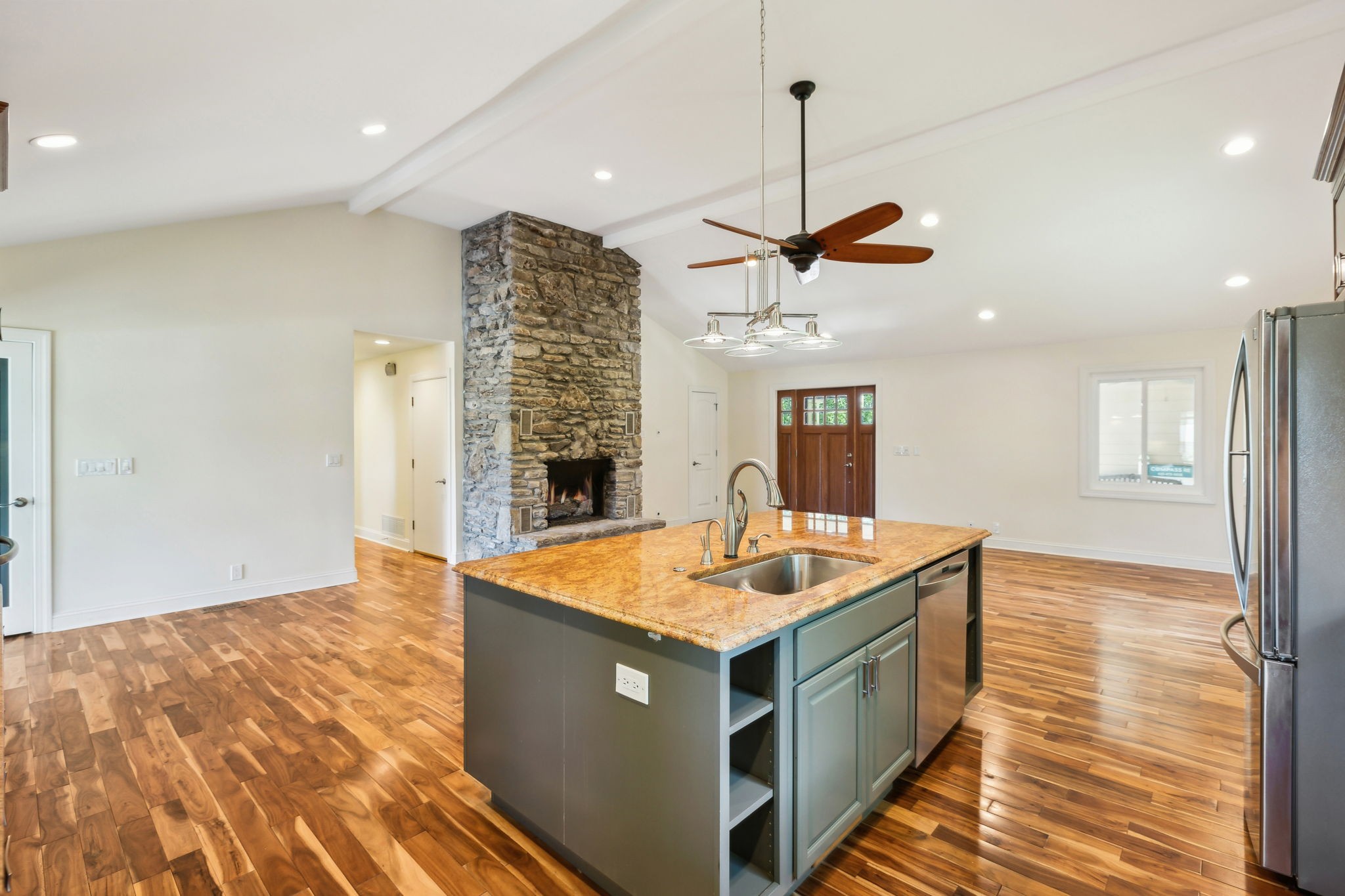 8166 Poplar Creek Rd