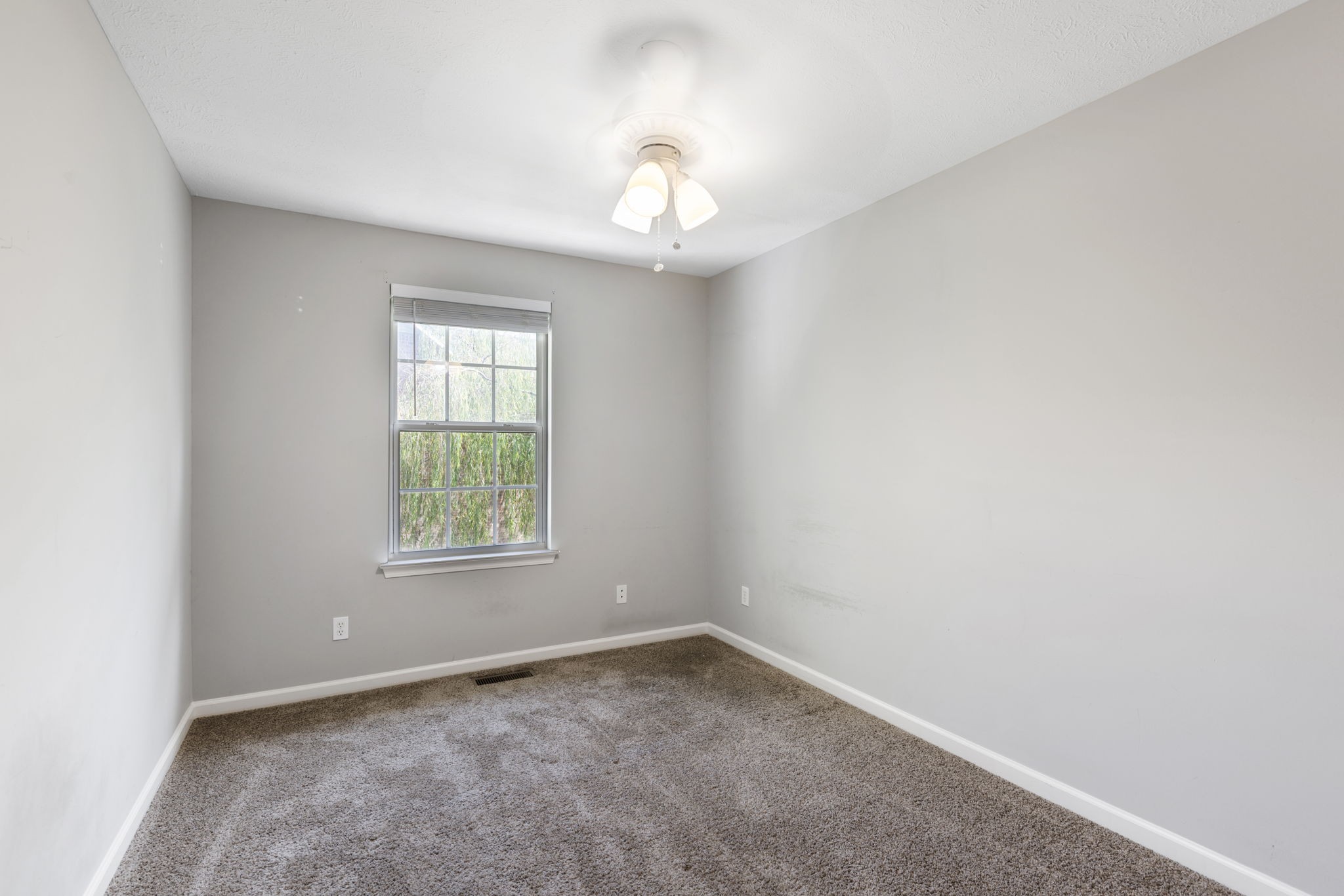 743 Spence Enclave Ln