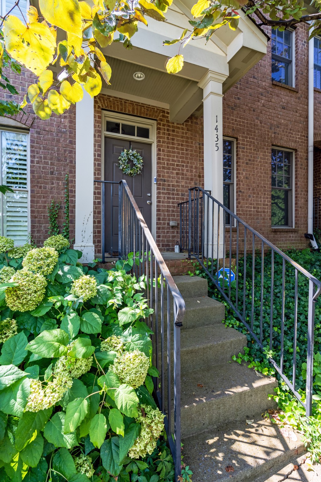 1435 Winding Creek Dr