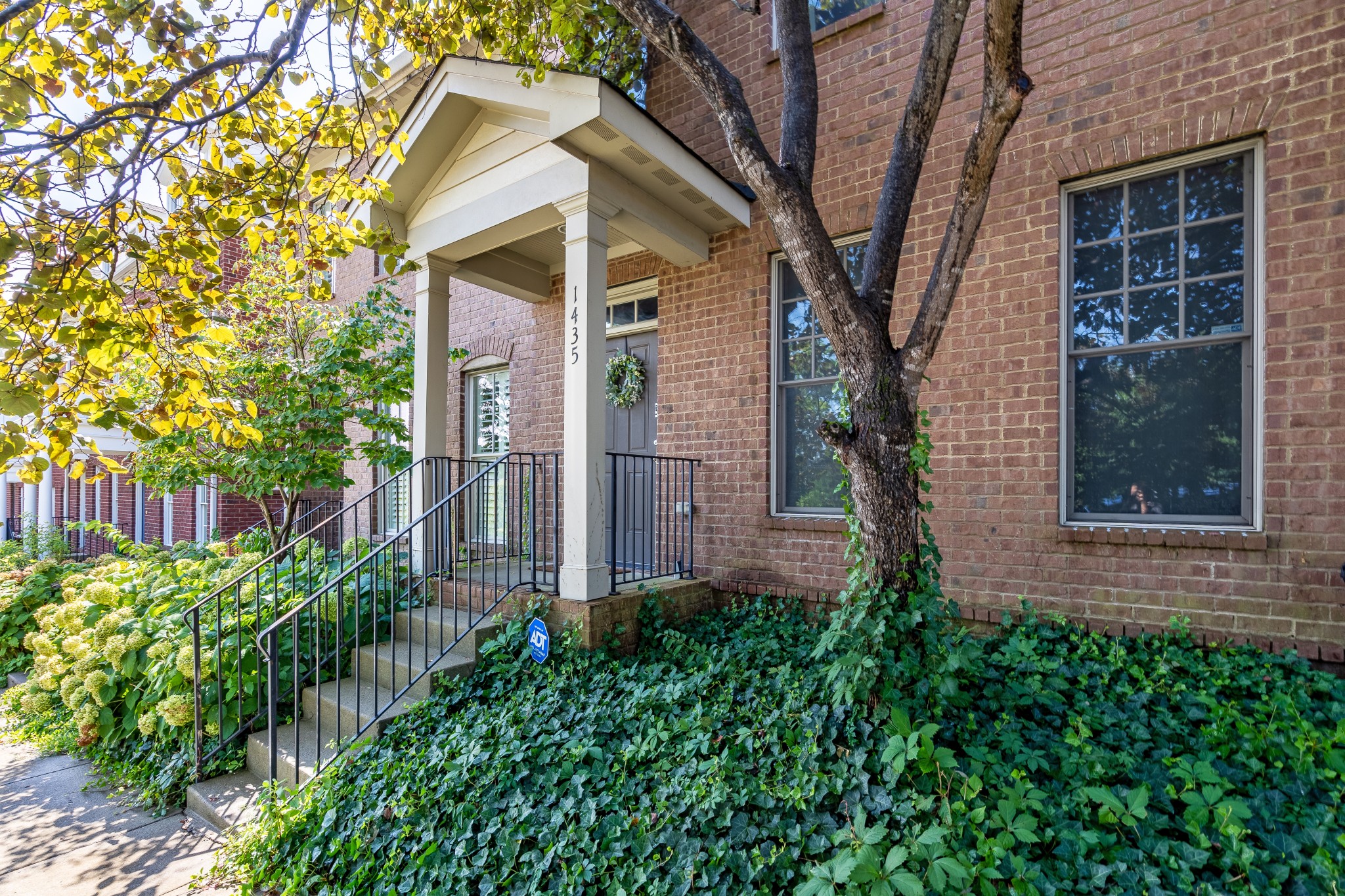 1435 Winding Creek Dr