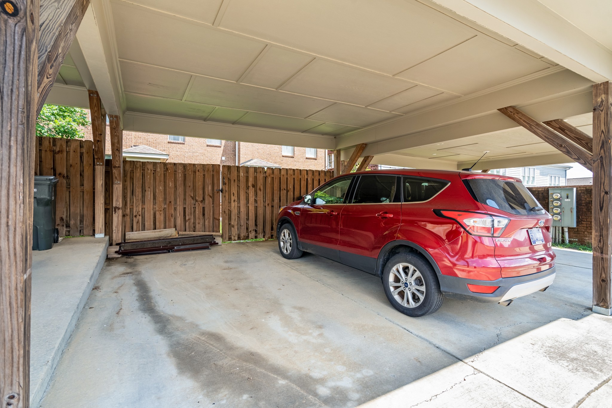 1435 Winding Creek Dr