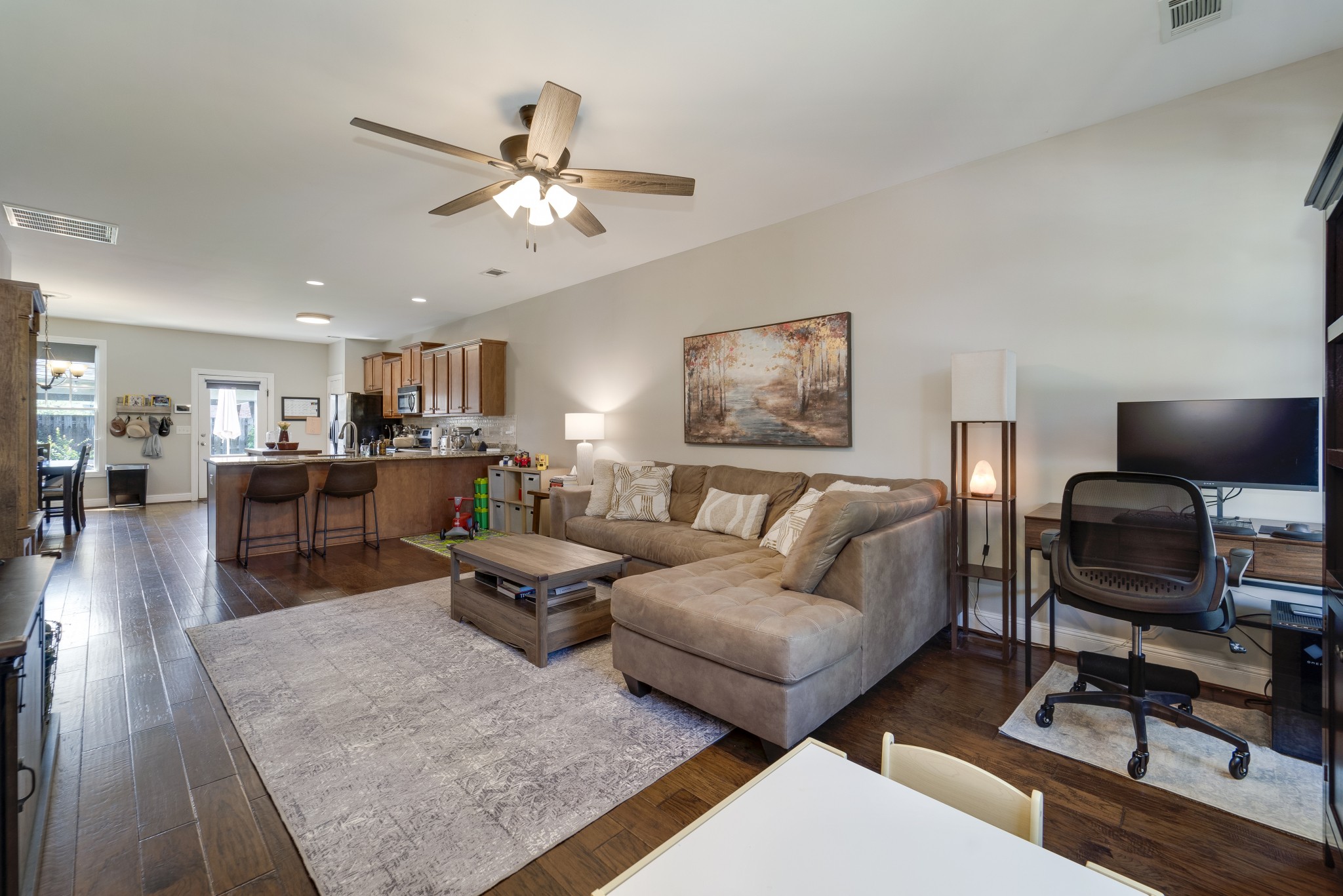 1435 Winding Creek Dr