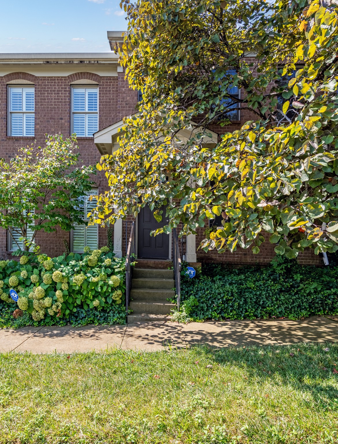 1435 Winding Creek Dr