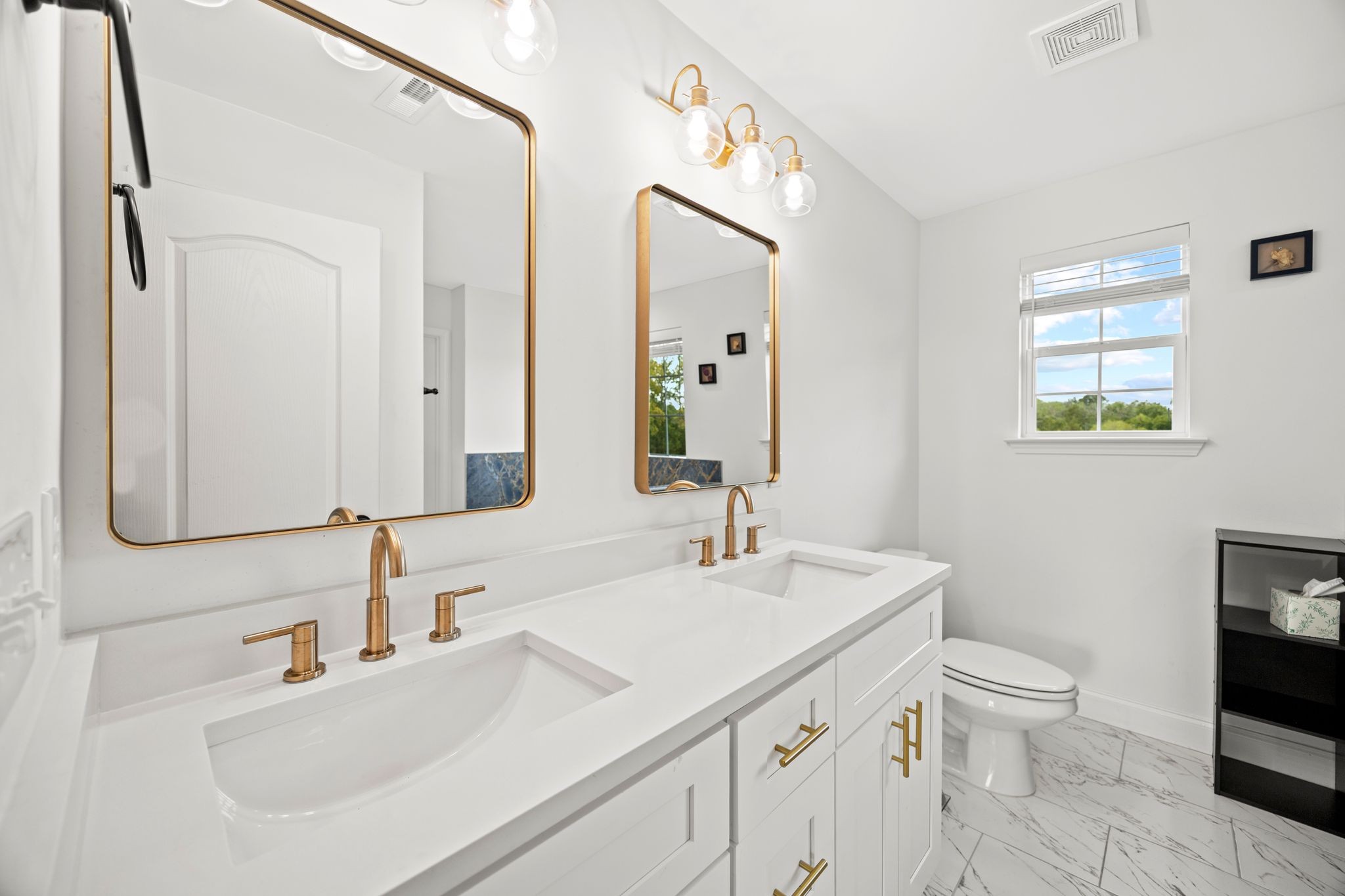 420 Larkin Springs Rd