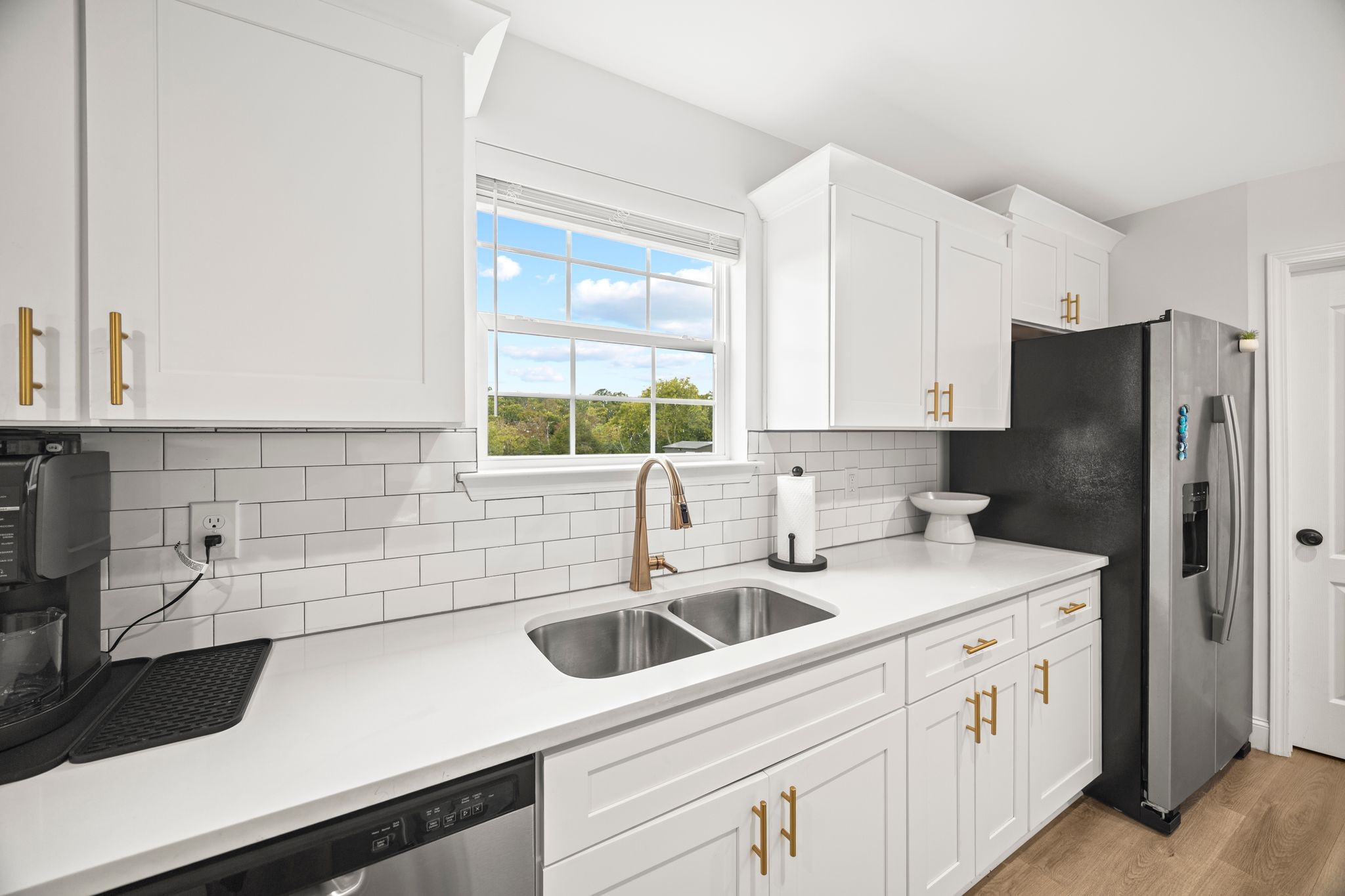 420 Larkin Springs Rd