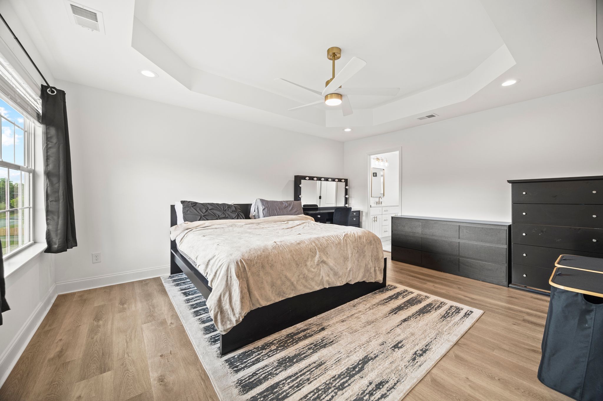 420 Larkin Springs Rd