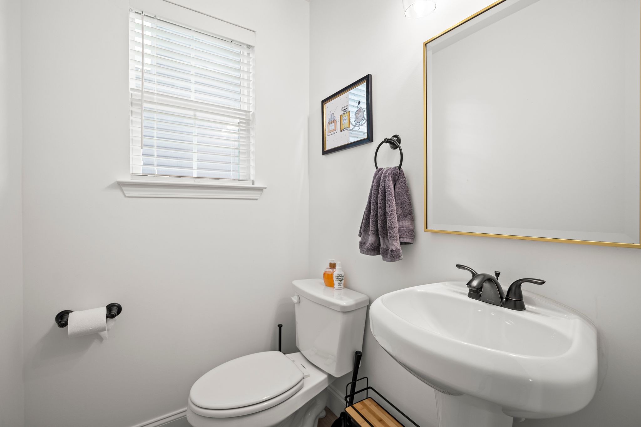 420 Larkin Springs Rd