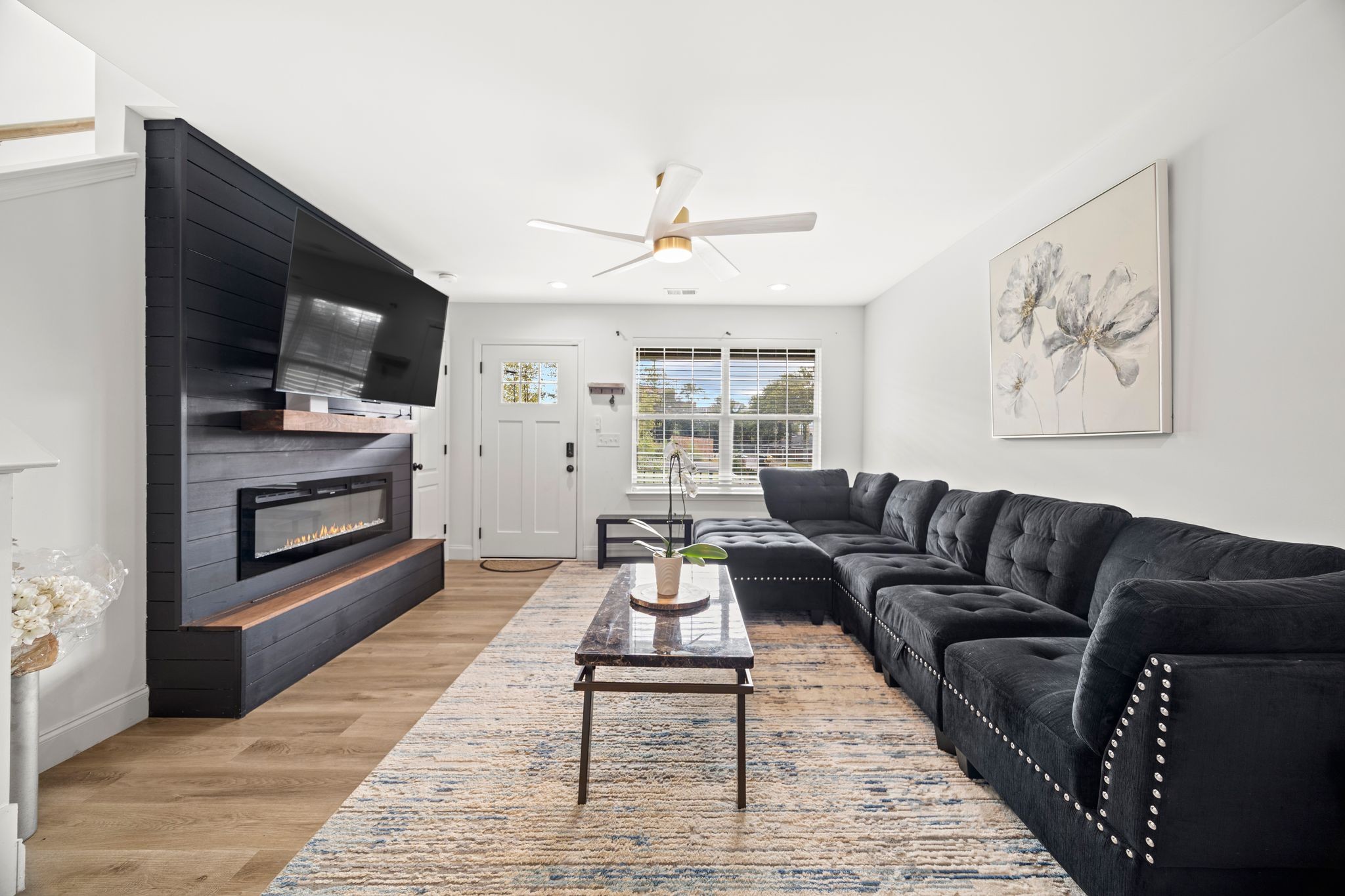 420 Larkin Springs Rd