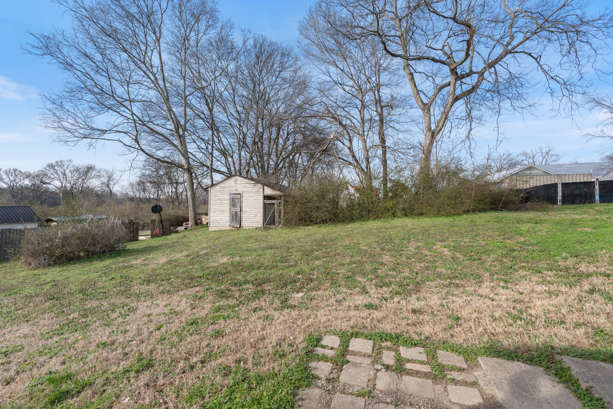 126 W End Ave