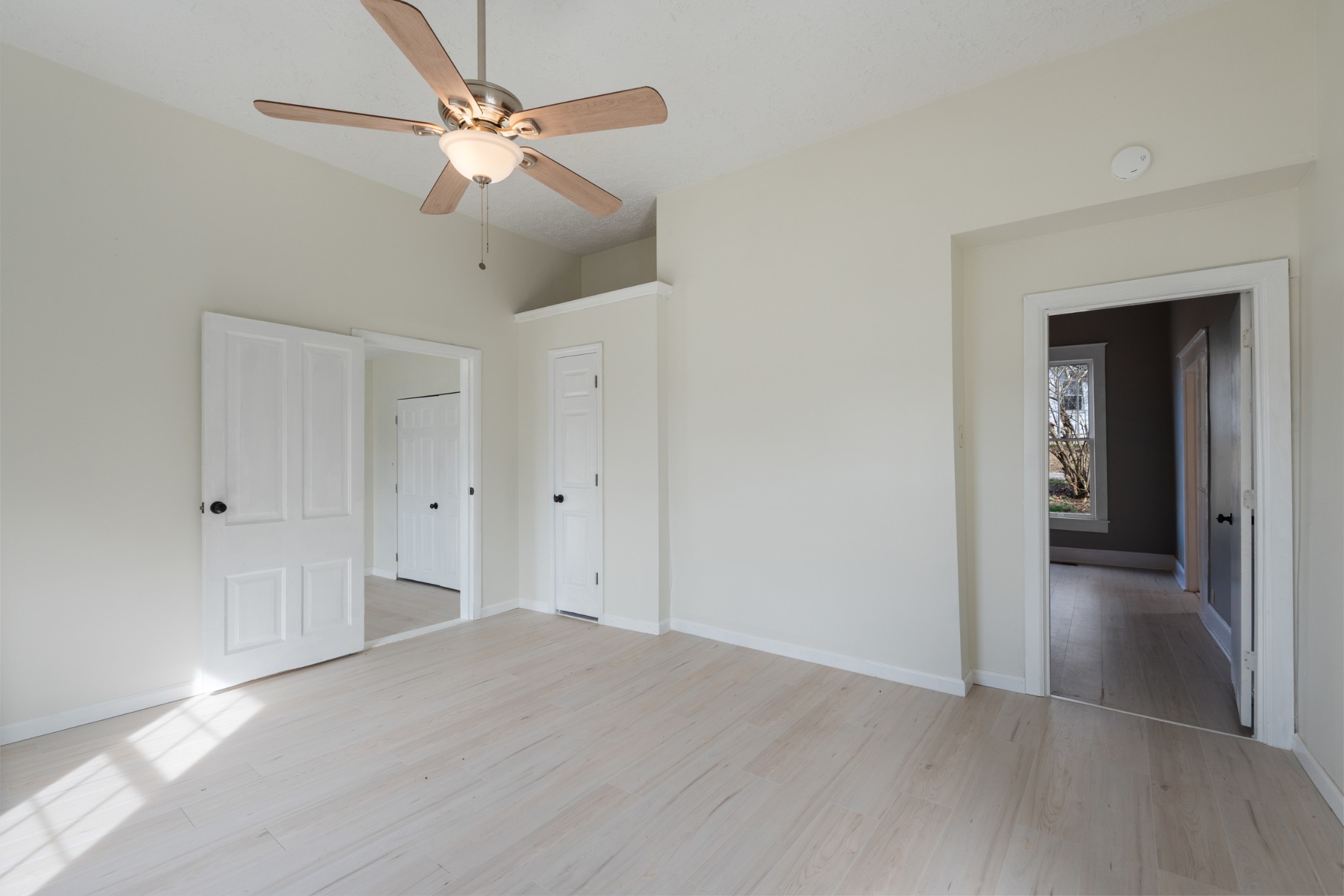 126 W End Ave
