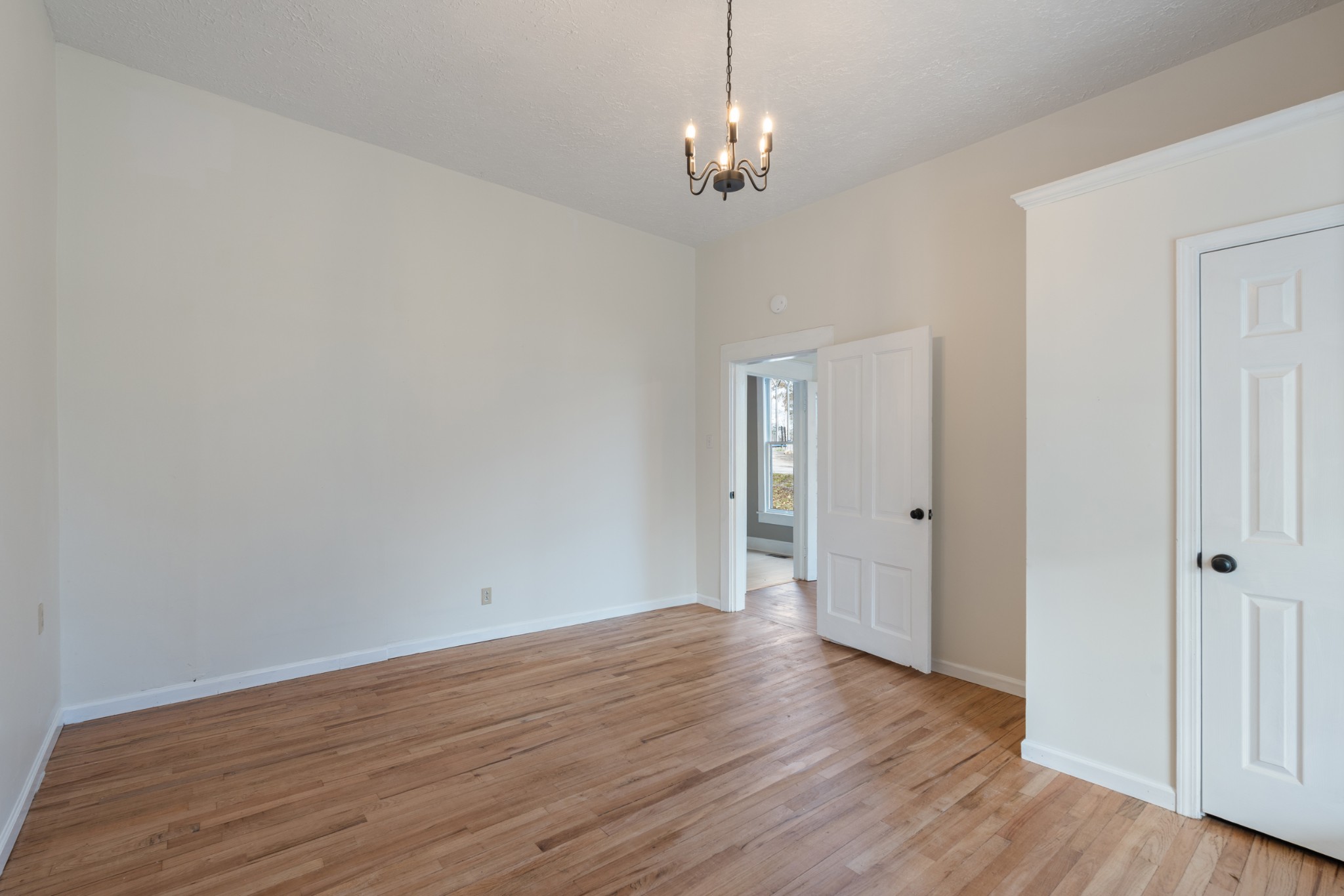 126 W End Ave