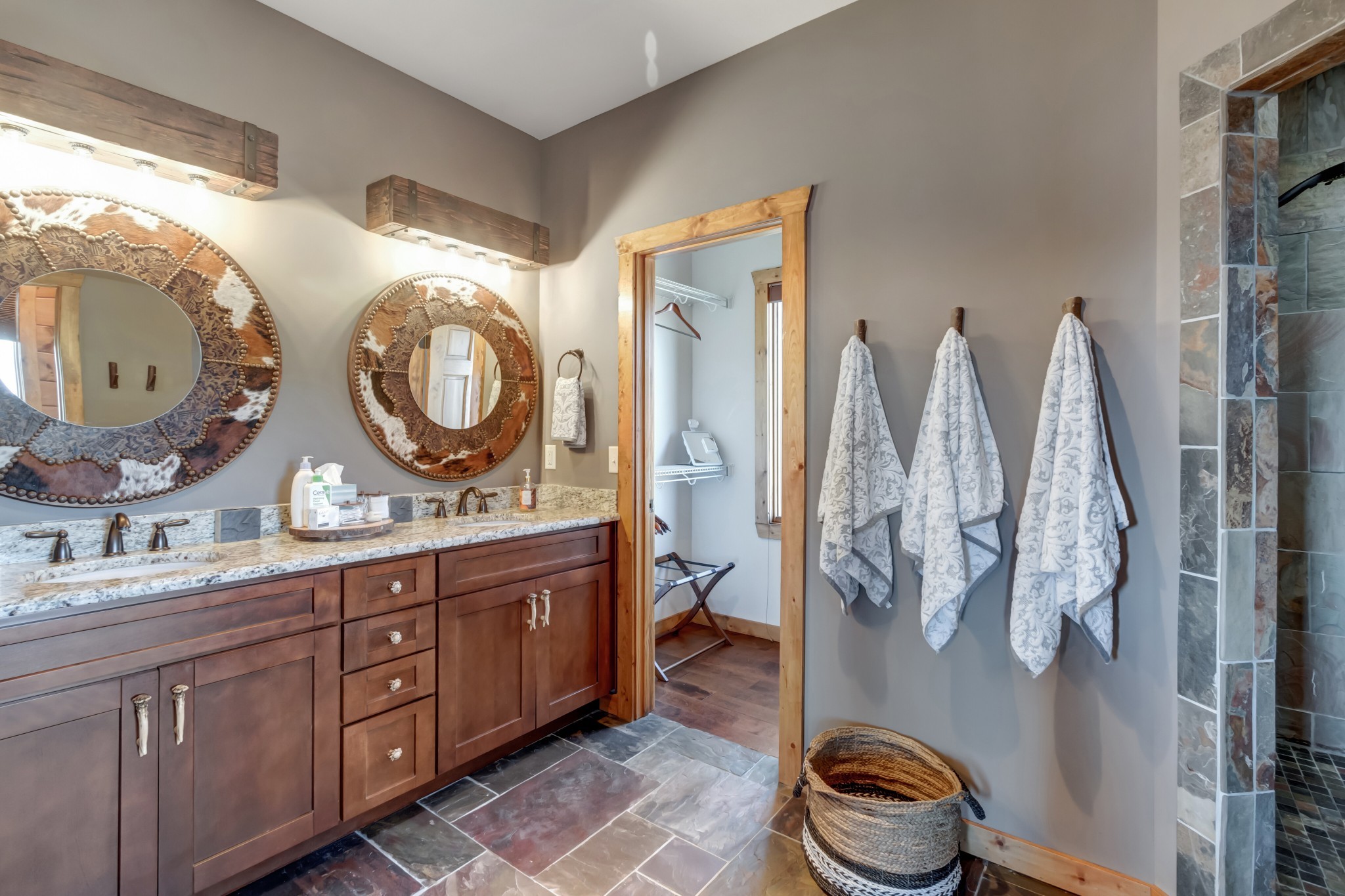 5320 Coconut Ridge Rd