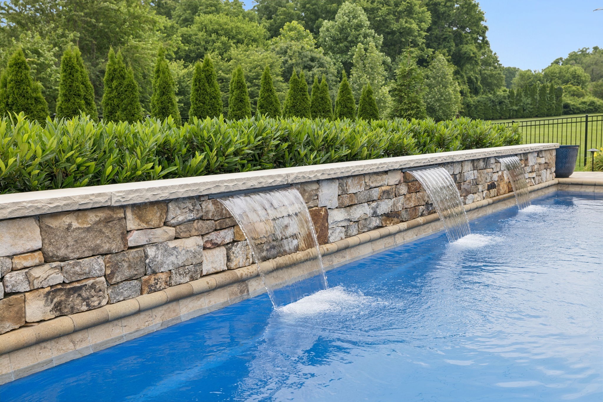 2433 Durham Manor Dr