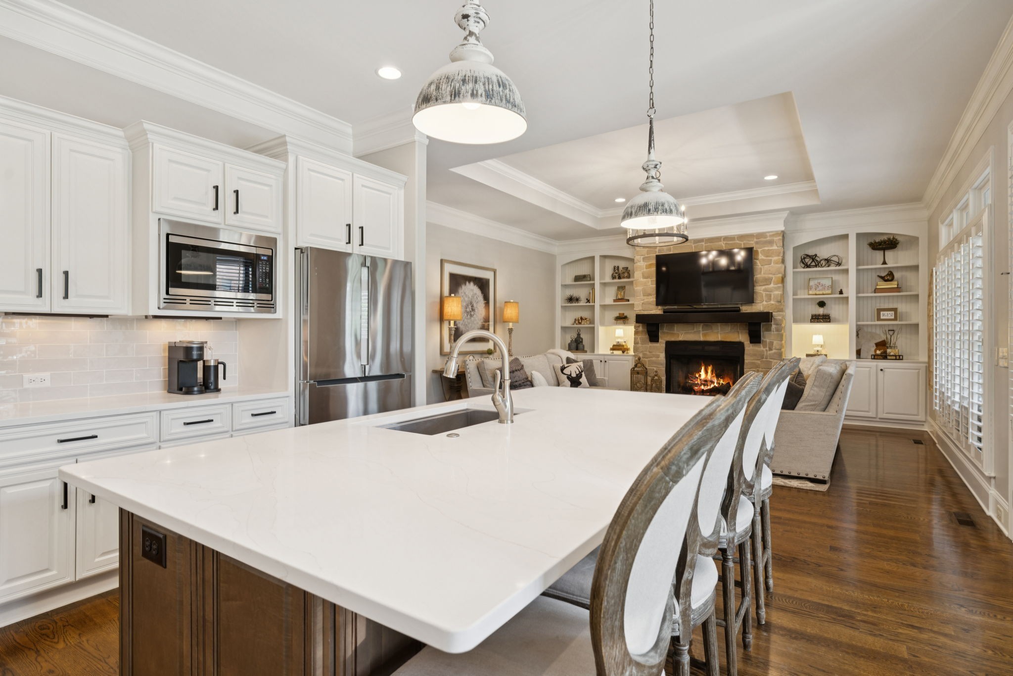 2433 Durham Manor Dr