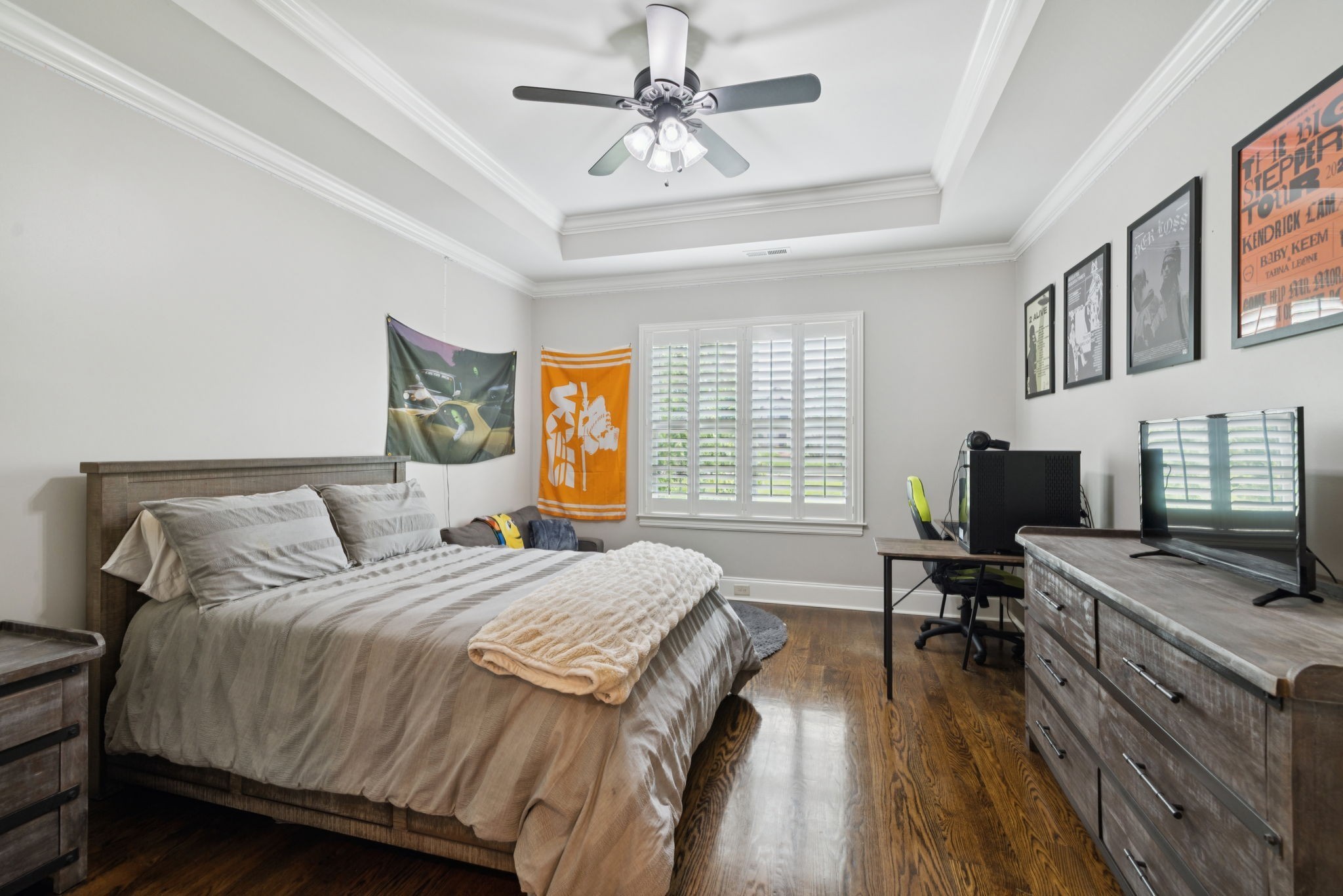 2433 Durham Manor Dr