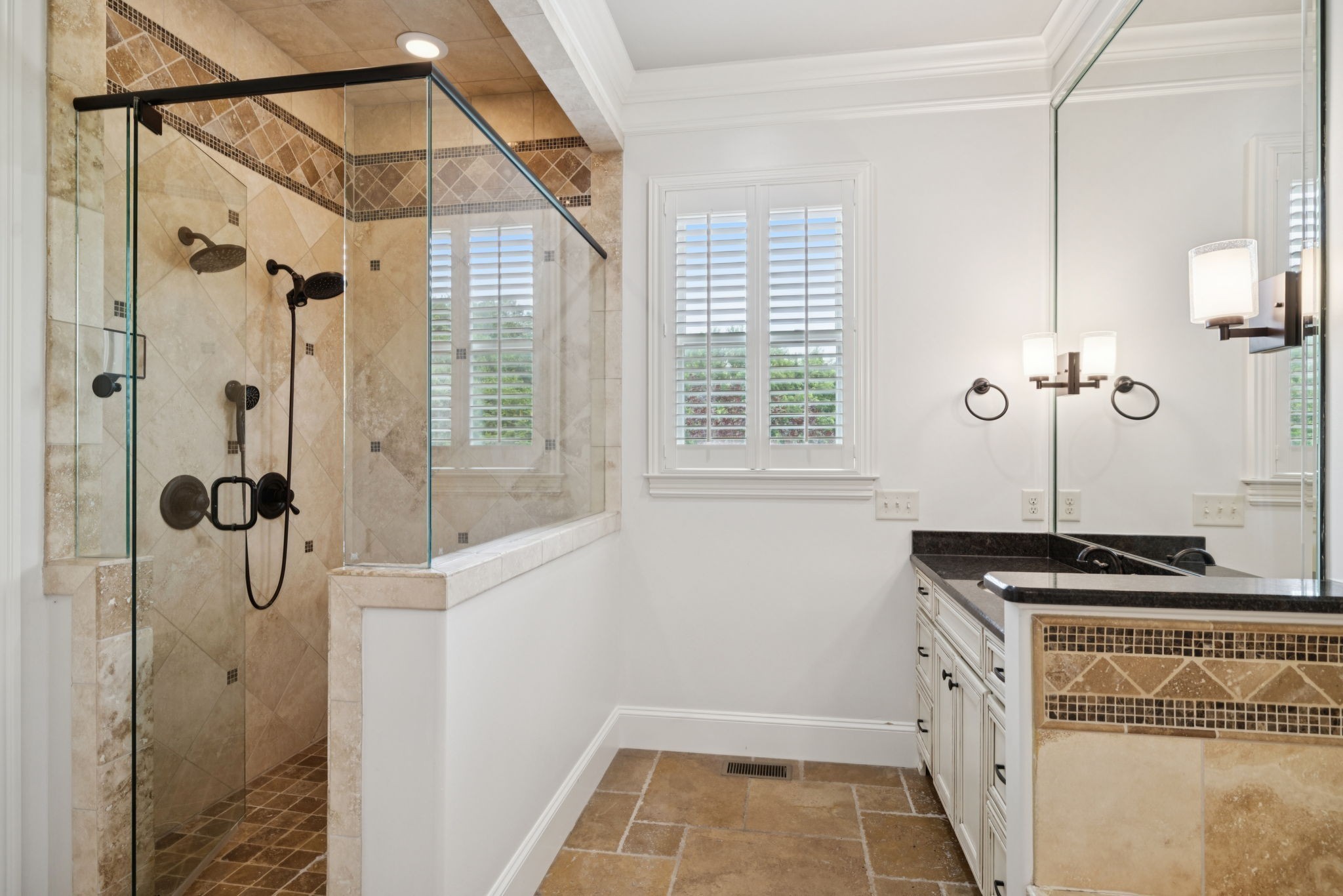 2433 Durham Manor Dr