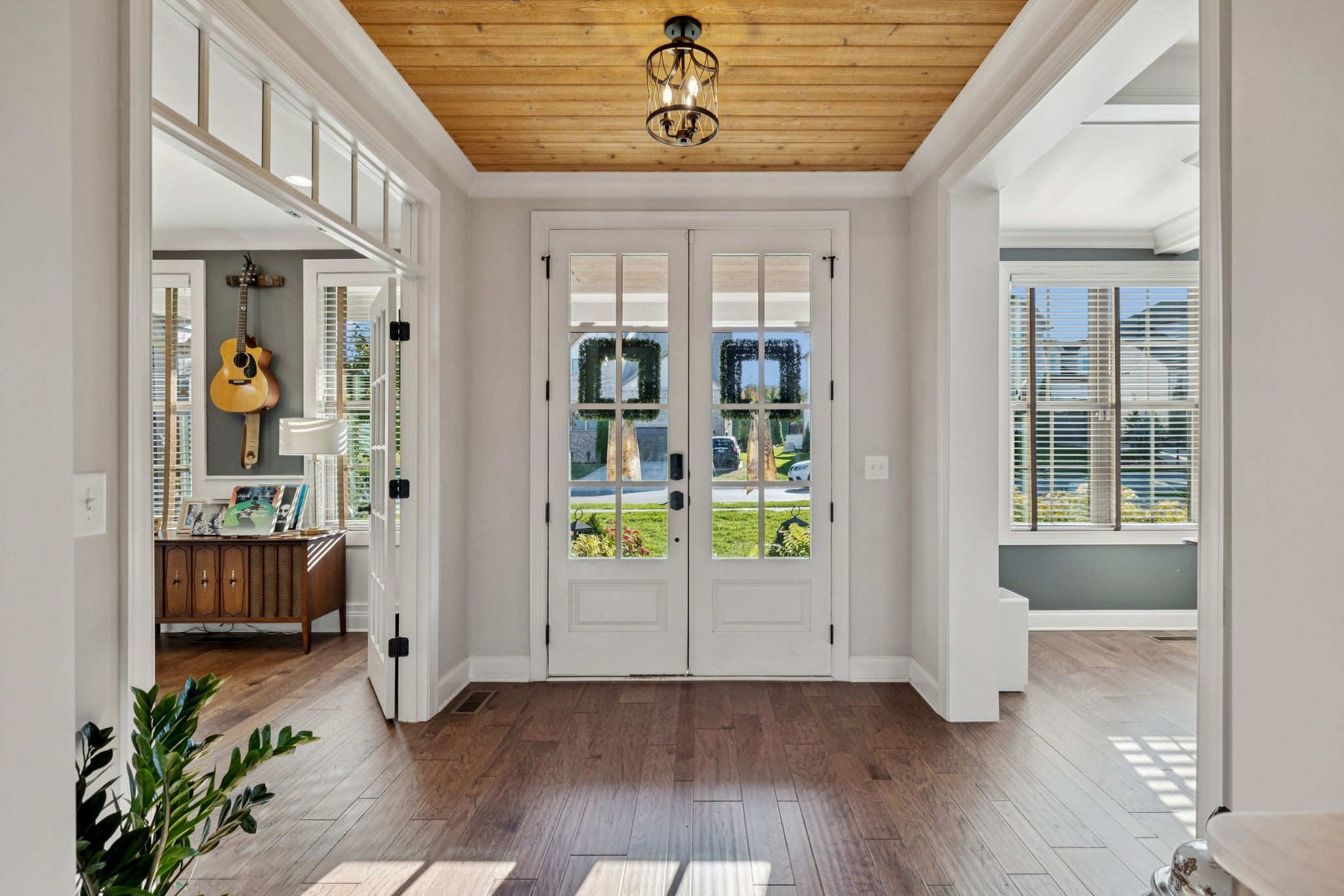 2734 Paddock Park Dr