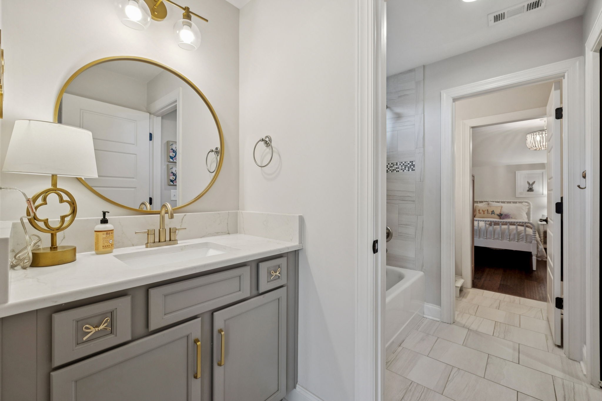 2734 Paddock Park Dr