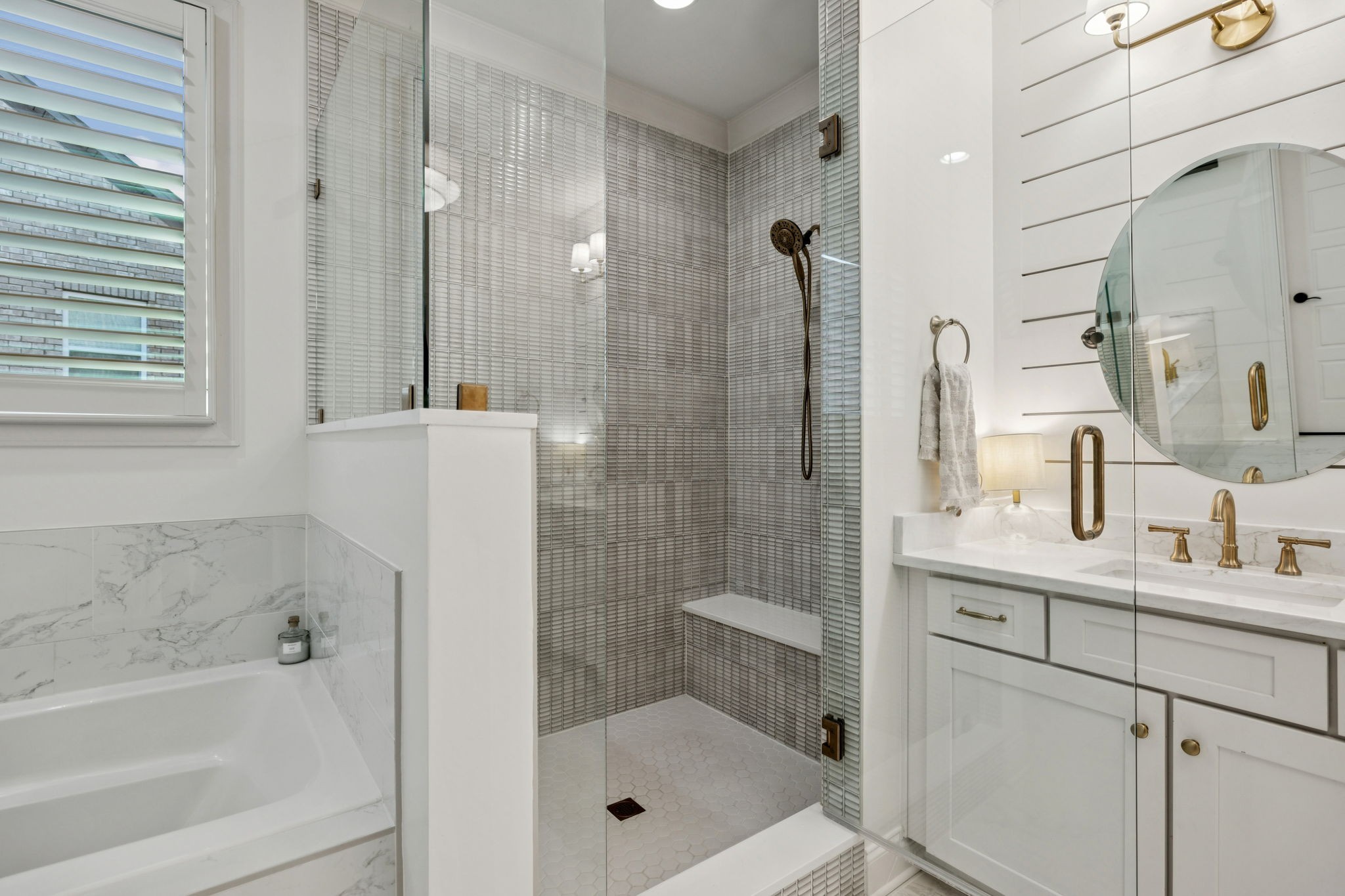 2734 Paddock Park Dr