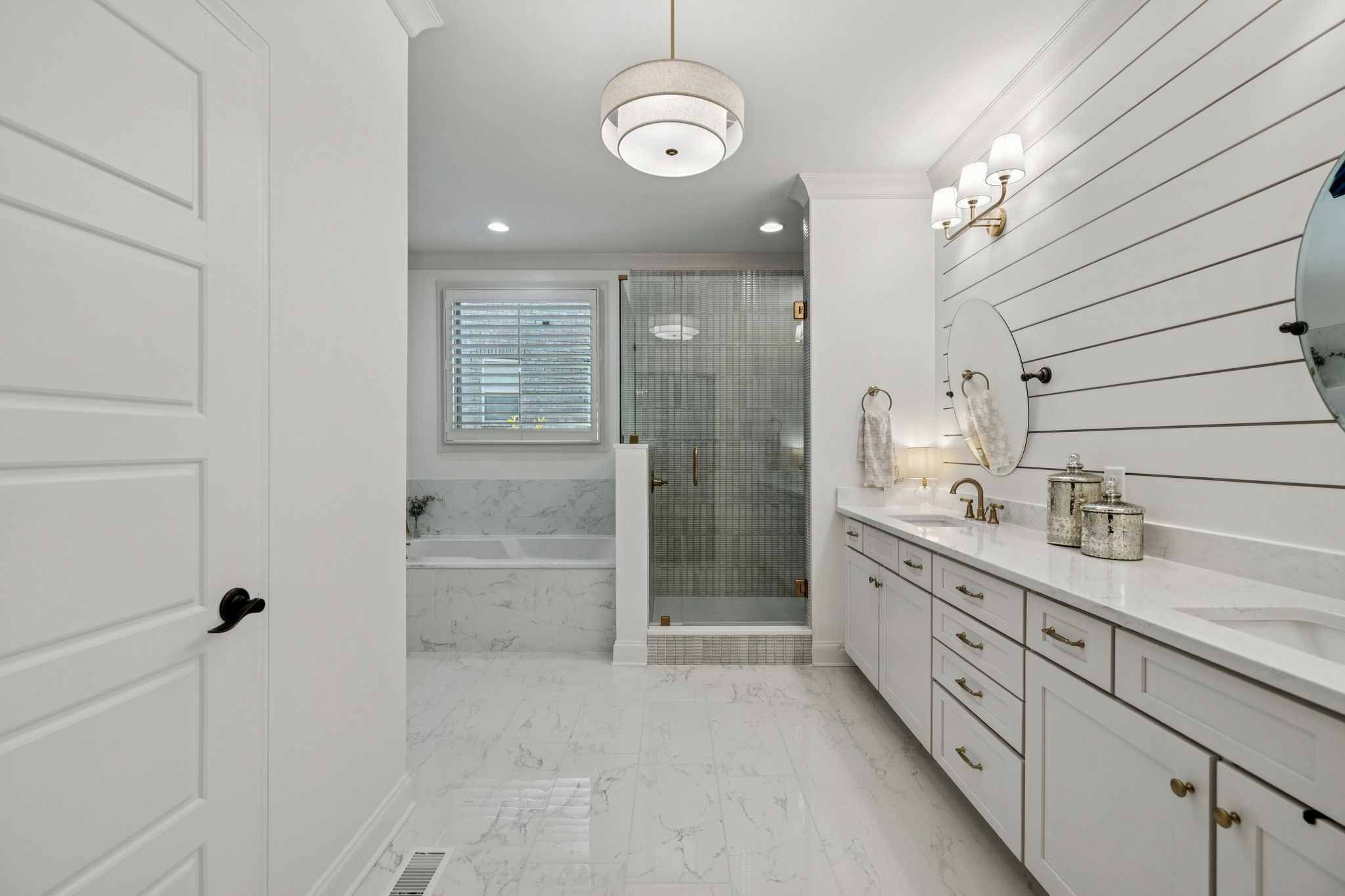 2734 Paddock Park Dr