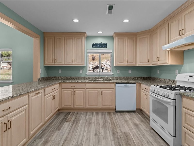 705 Hinson Springs Rd