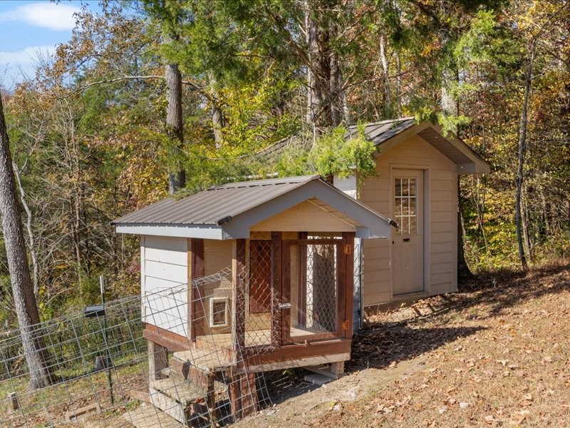 705 Hinson Springs Rd