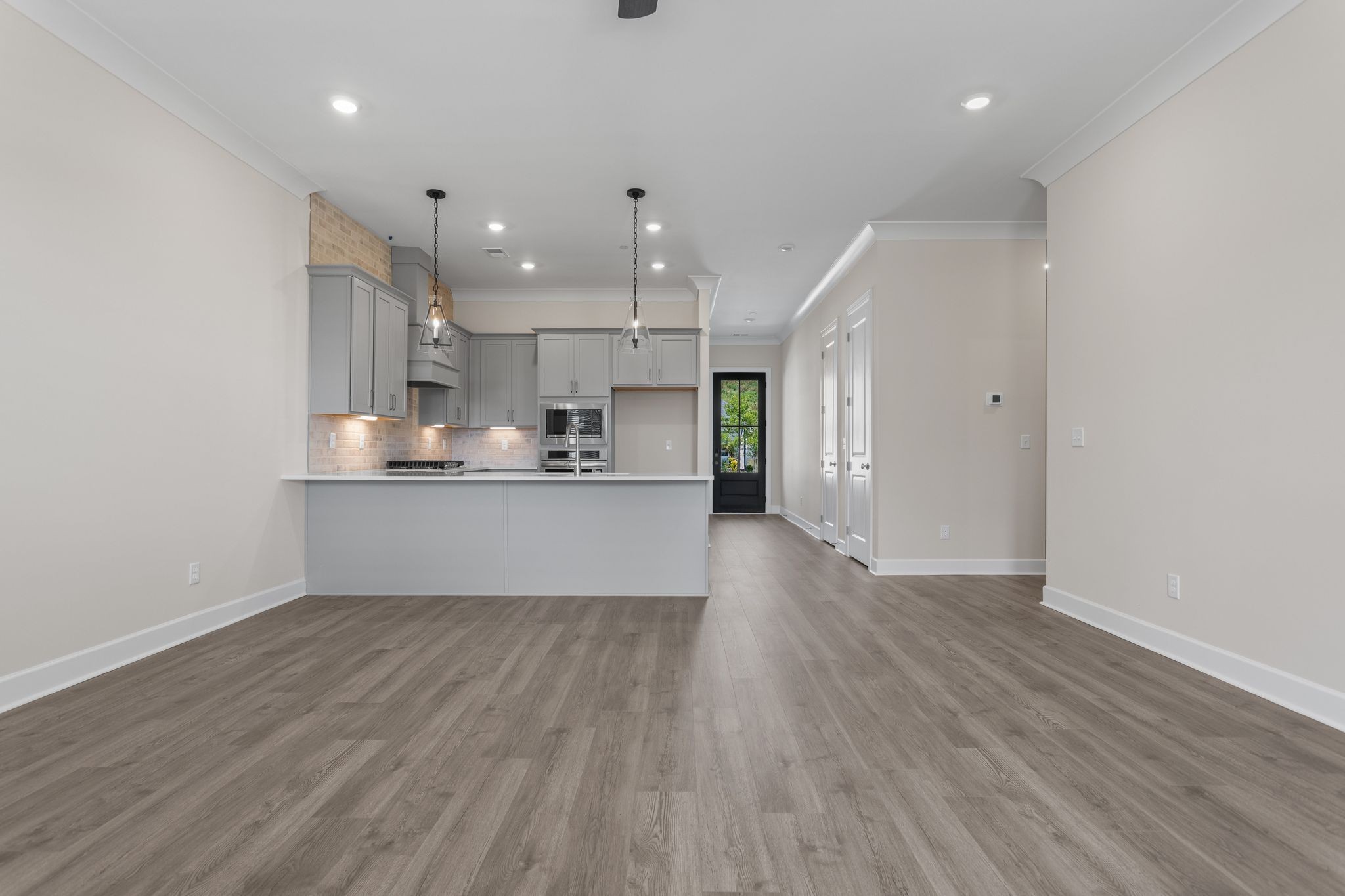 307 Buckwood Lane, N