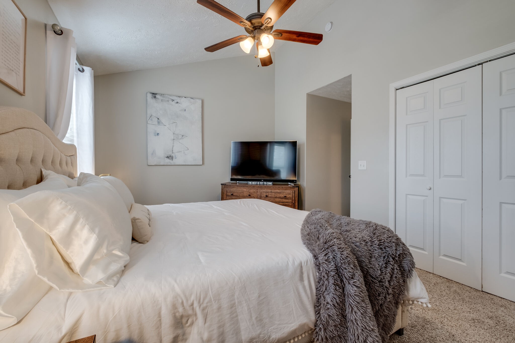 1037 Capital Funds Ct