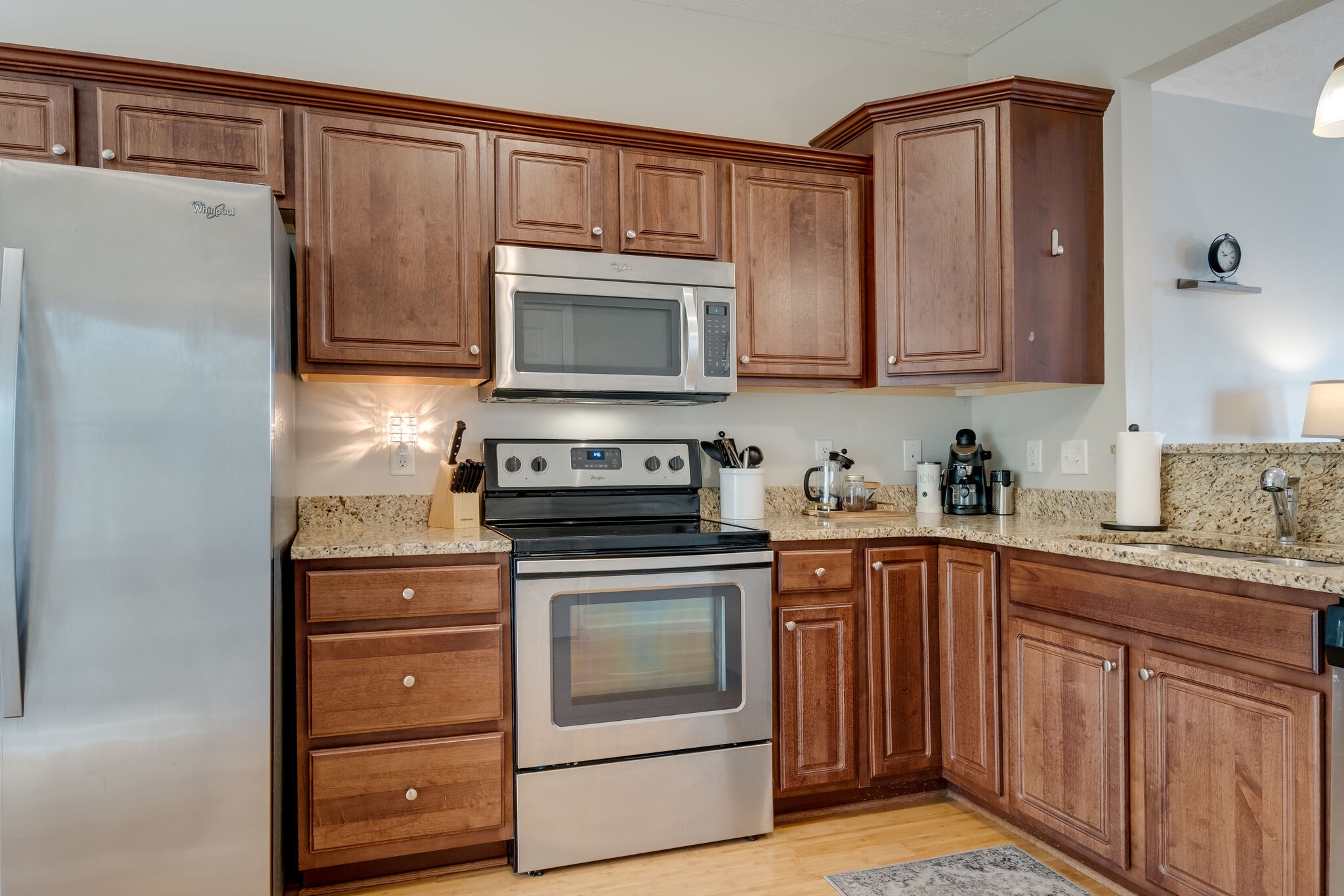 1037 Capital Funds Ct