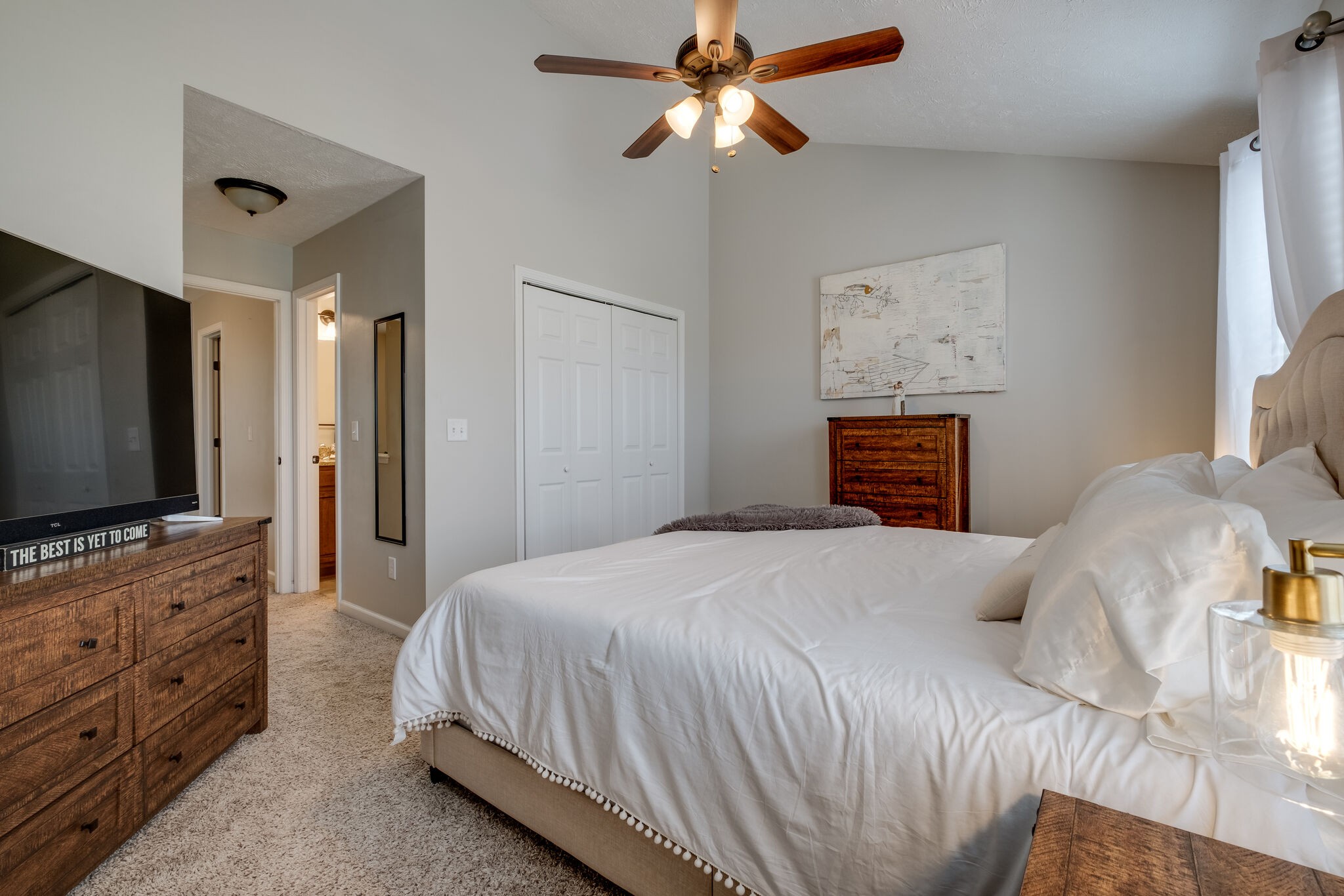 1037 Capital Funds Ct