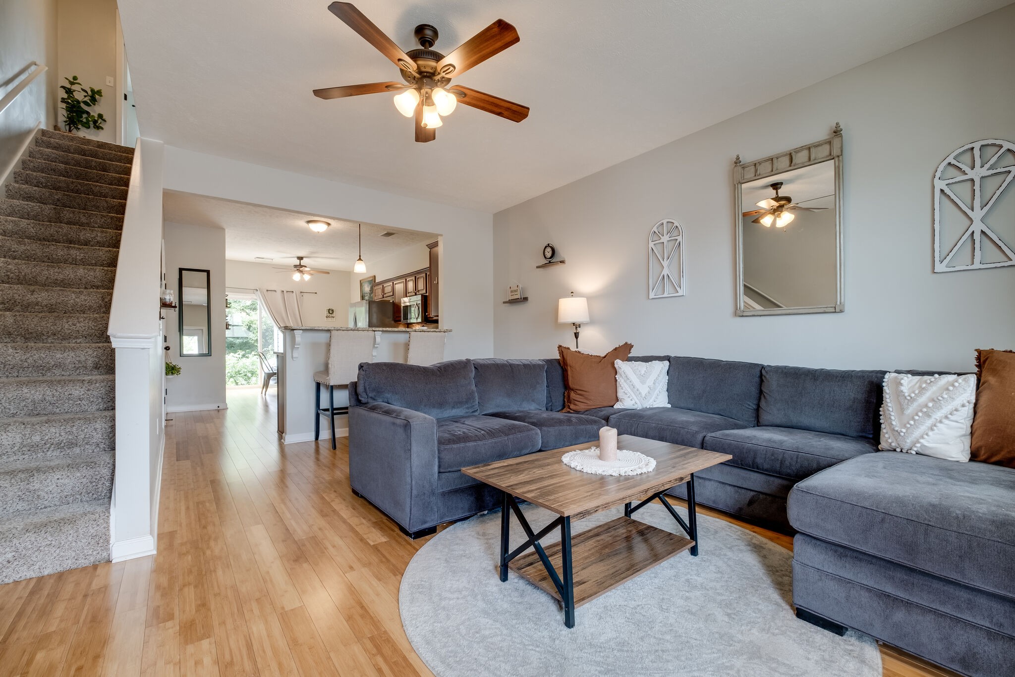 1037 Capital Funds Ct